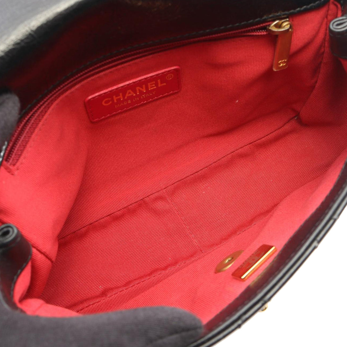 Chanel Quilted Lambskin Pearl Side Flap