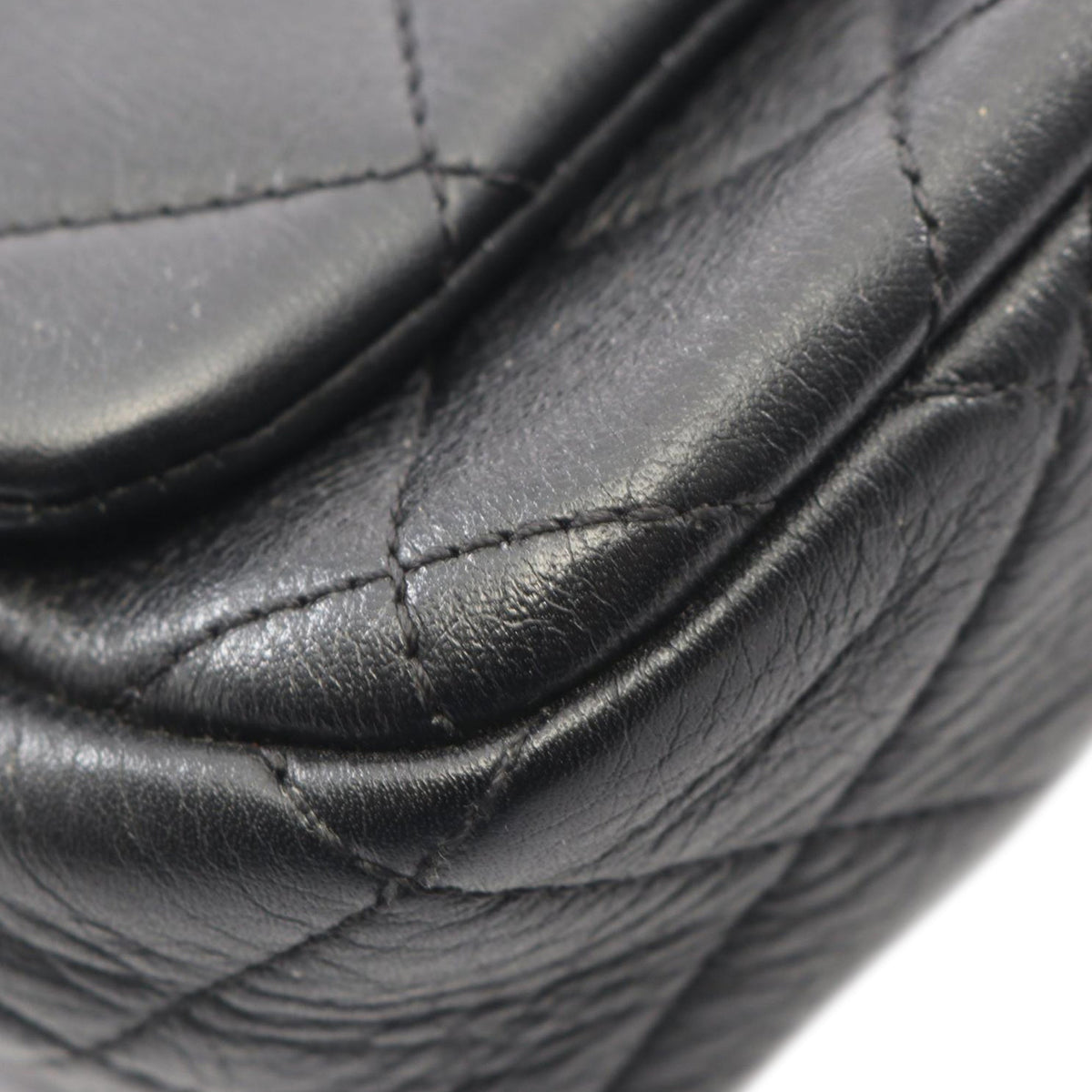 Chanel Quilted Lambskin Pearl Side Flap