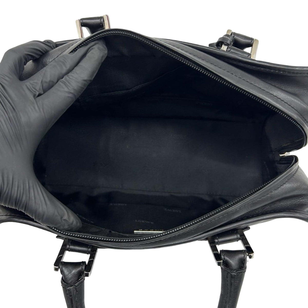 LOEWE Leather Amazona 28