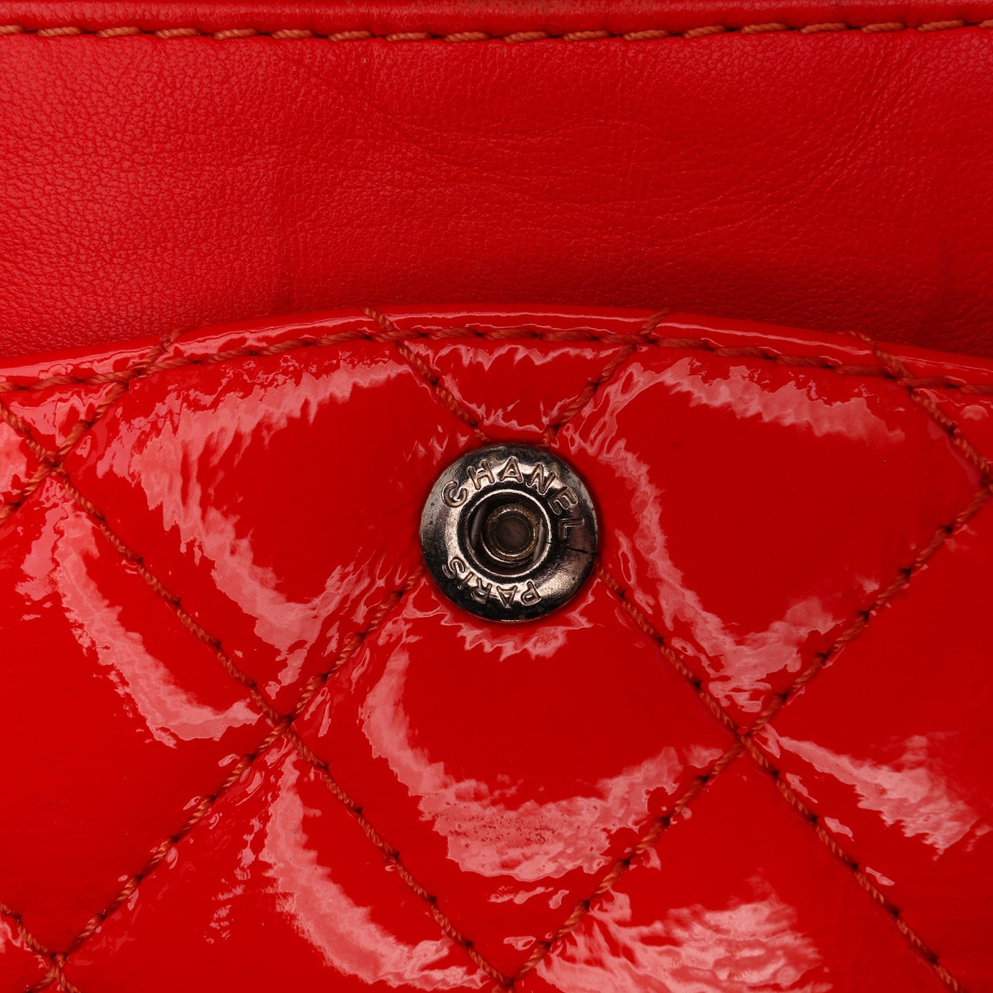Chanel Reissue 2.55 Patent Double Flap 225