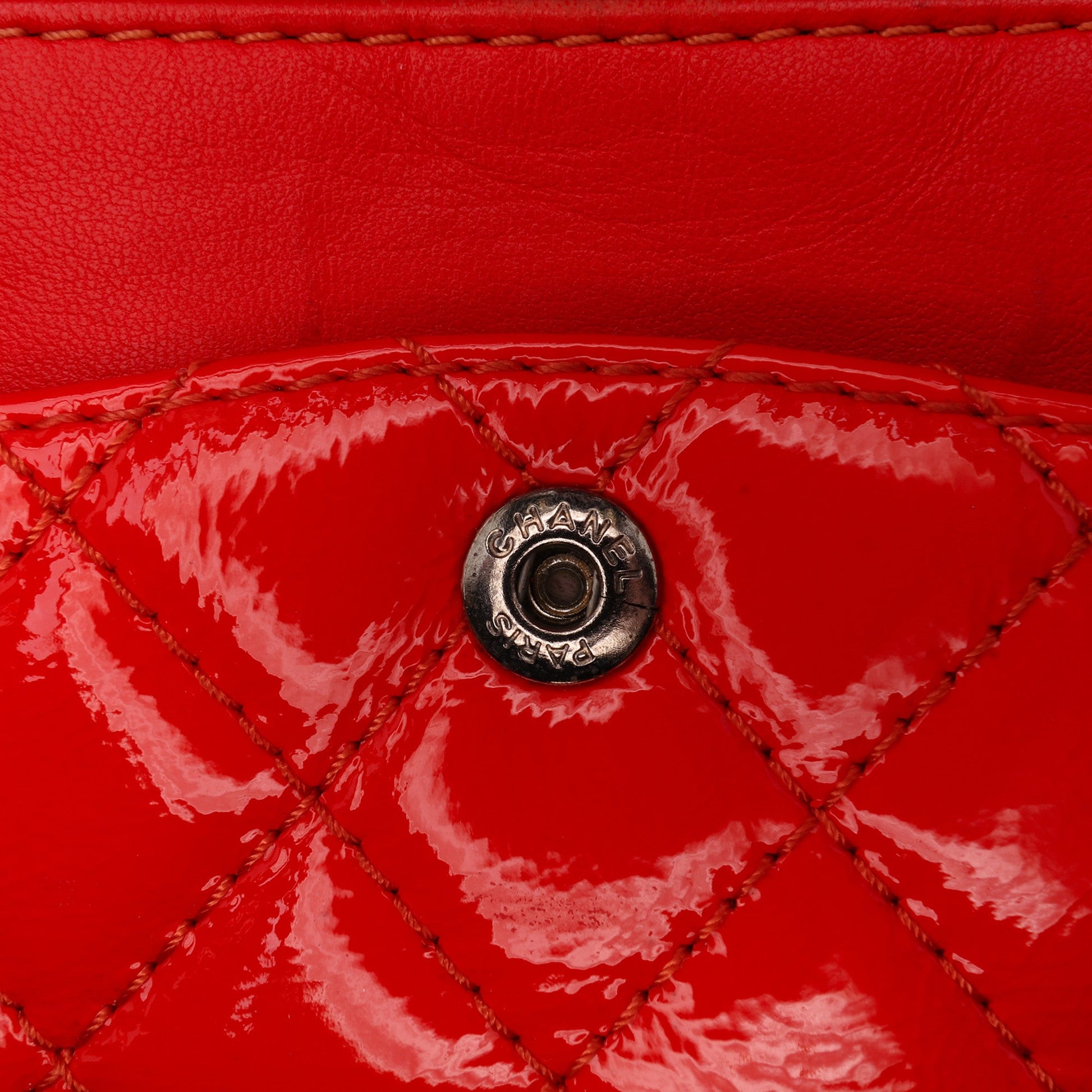 Chanel Reissue 2.55 Patent Double Flap 225
