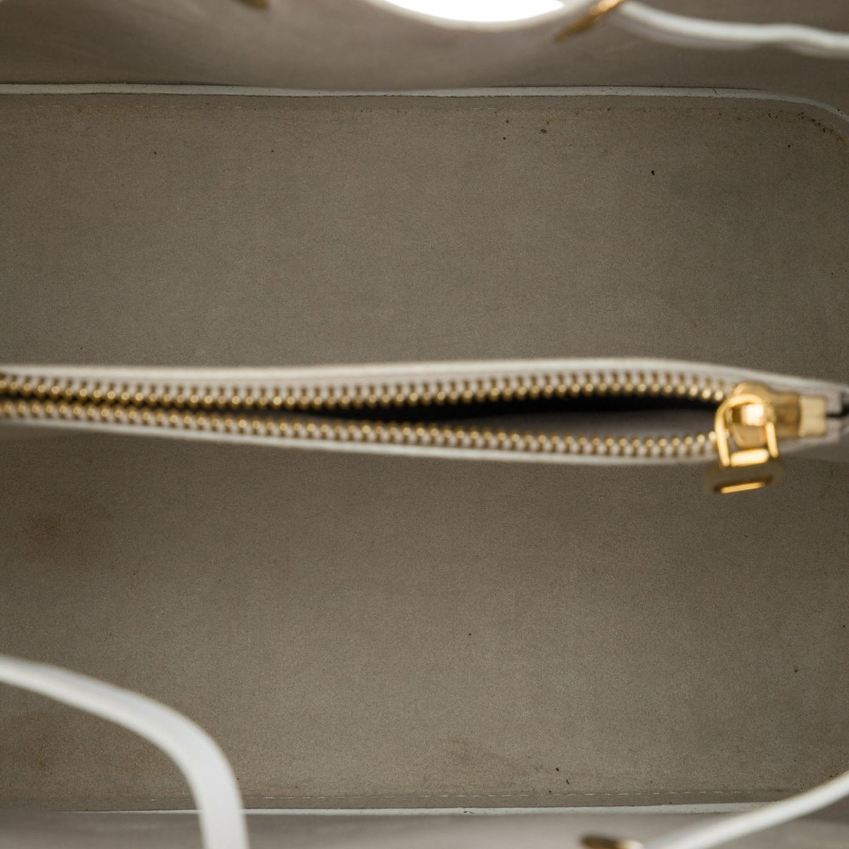 Louis Vuitton Epi Love Lock Neonoe — White
