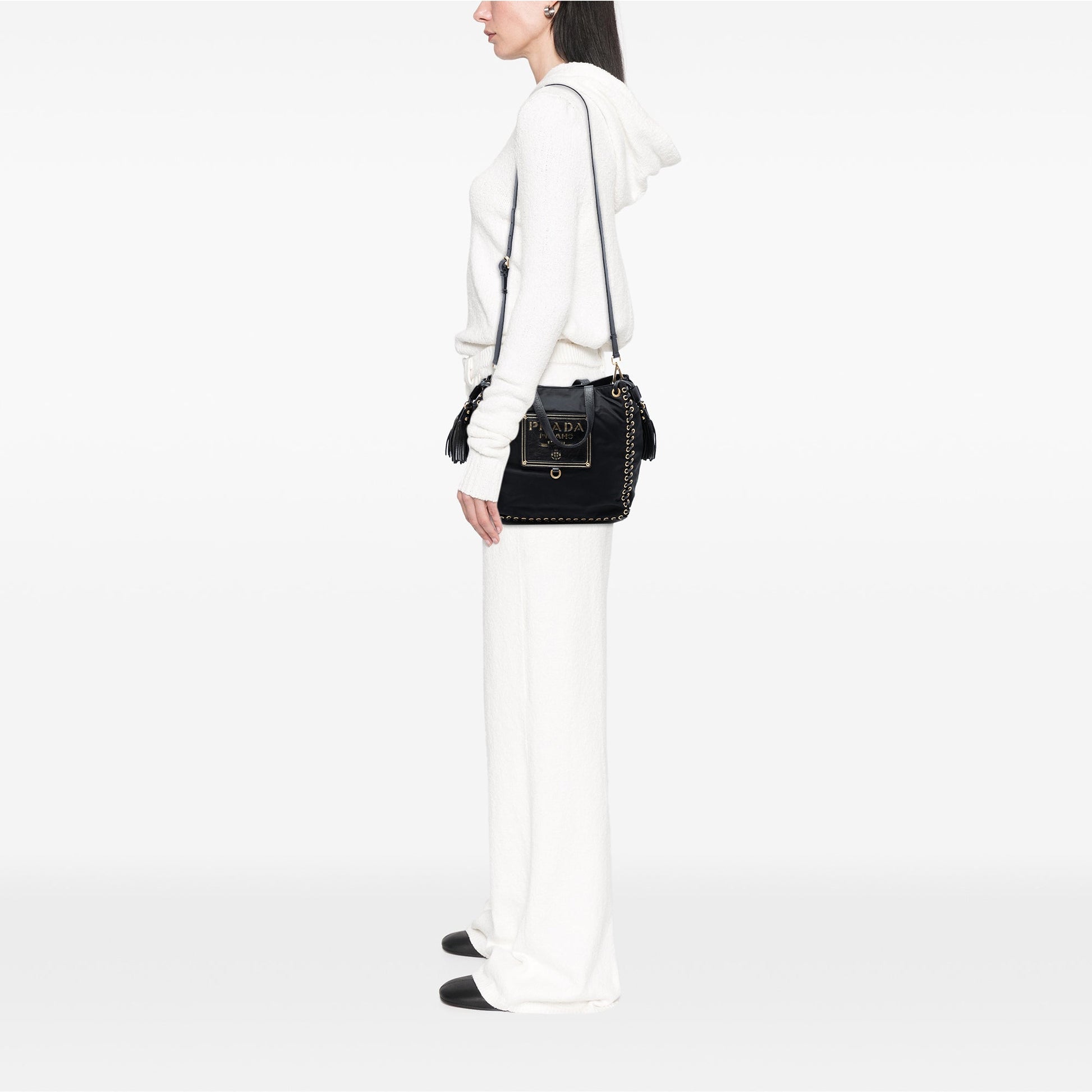 Tessuto Whipstitched Logo Oro Tassel Satchel