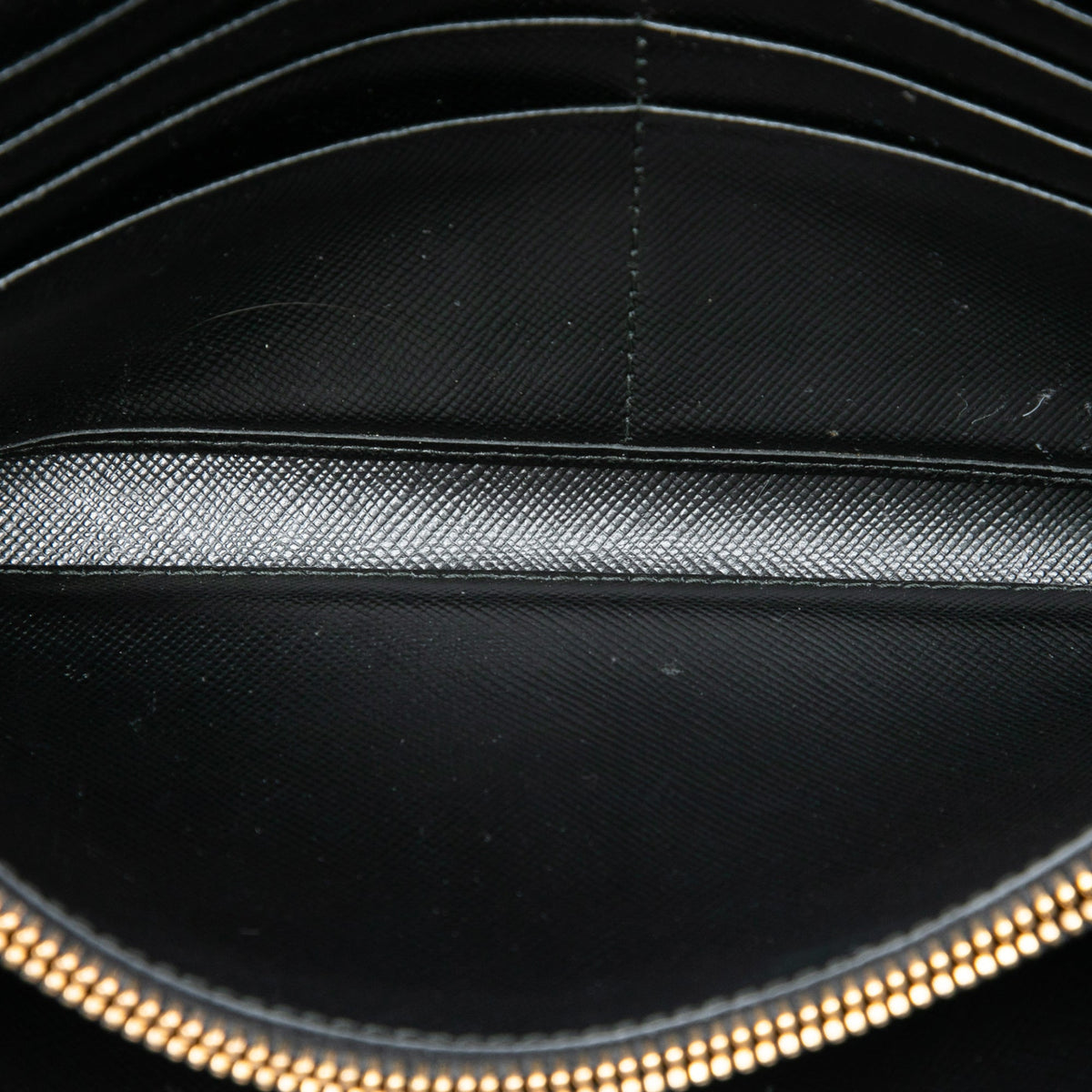 Prada Saffiano Wallet On Chain — Black