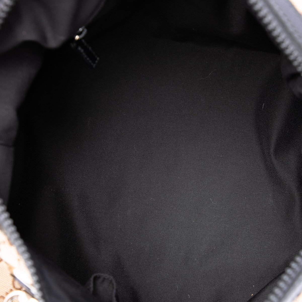 Gucci GG Canvas Tote — Beige
