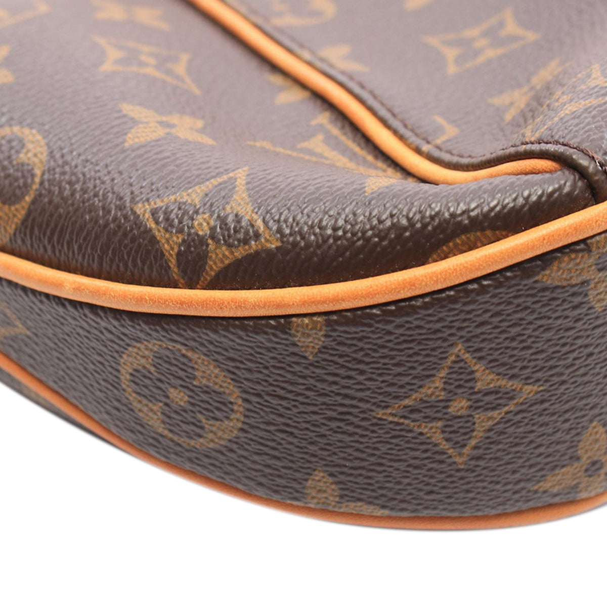 Louis Vuitton Monogram Thames PM