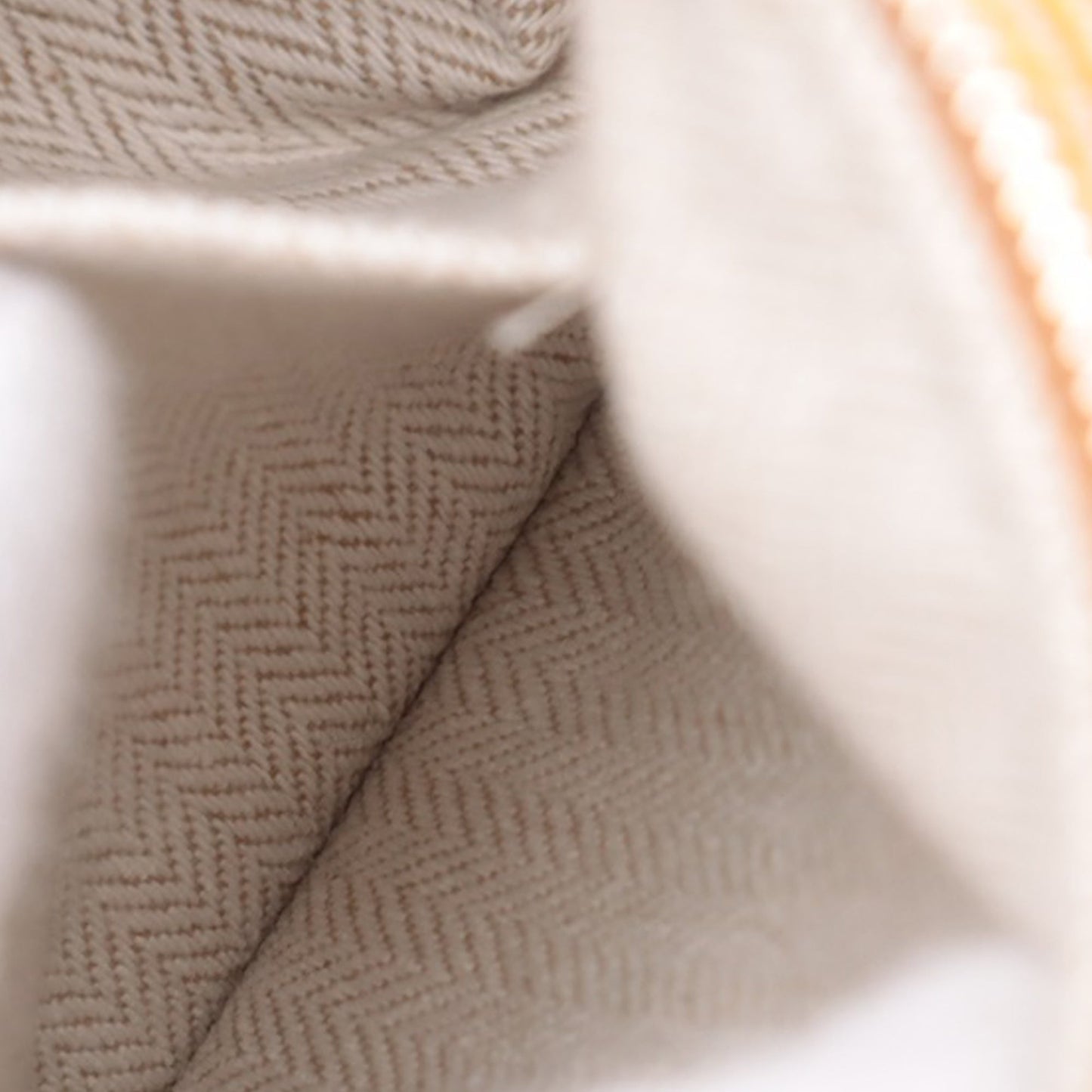 Hermès Small Wool Bride a Brac Au Carre Case