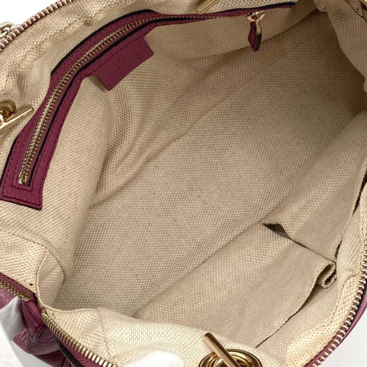 Gucci Calfskin Soho Chain Zip Shoulder Bag