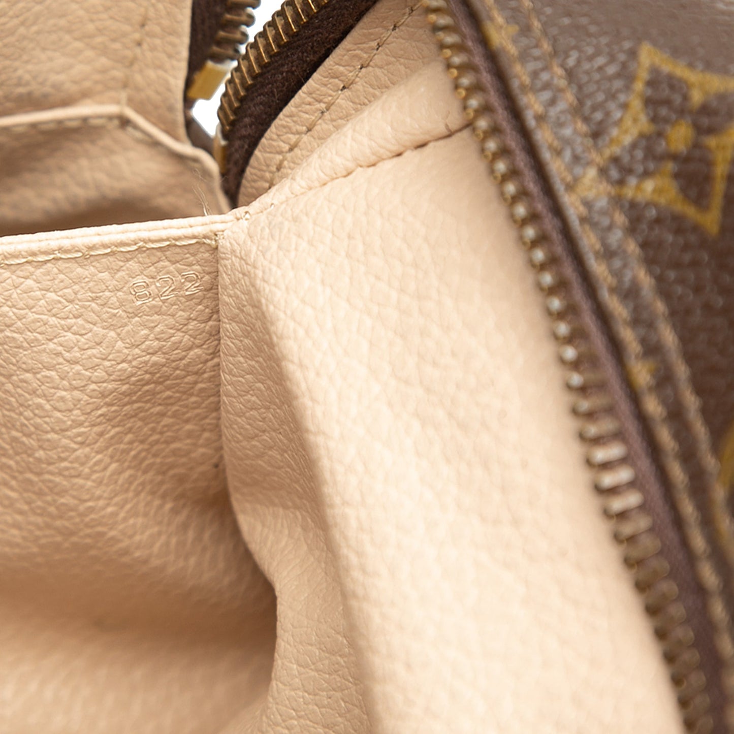 Louis Vuitton Monogram Trousse Toilette 28