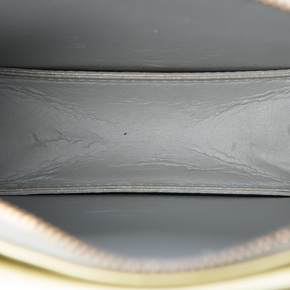Louis Vuitton Monogram Vernis Mat Mott — White