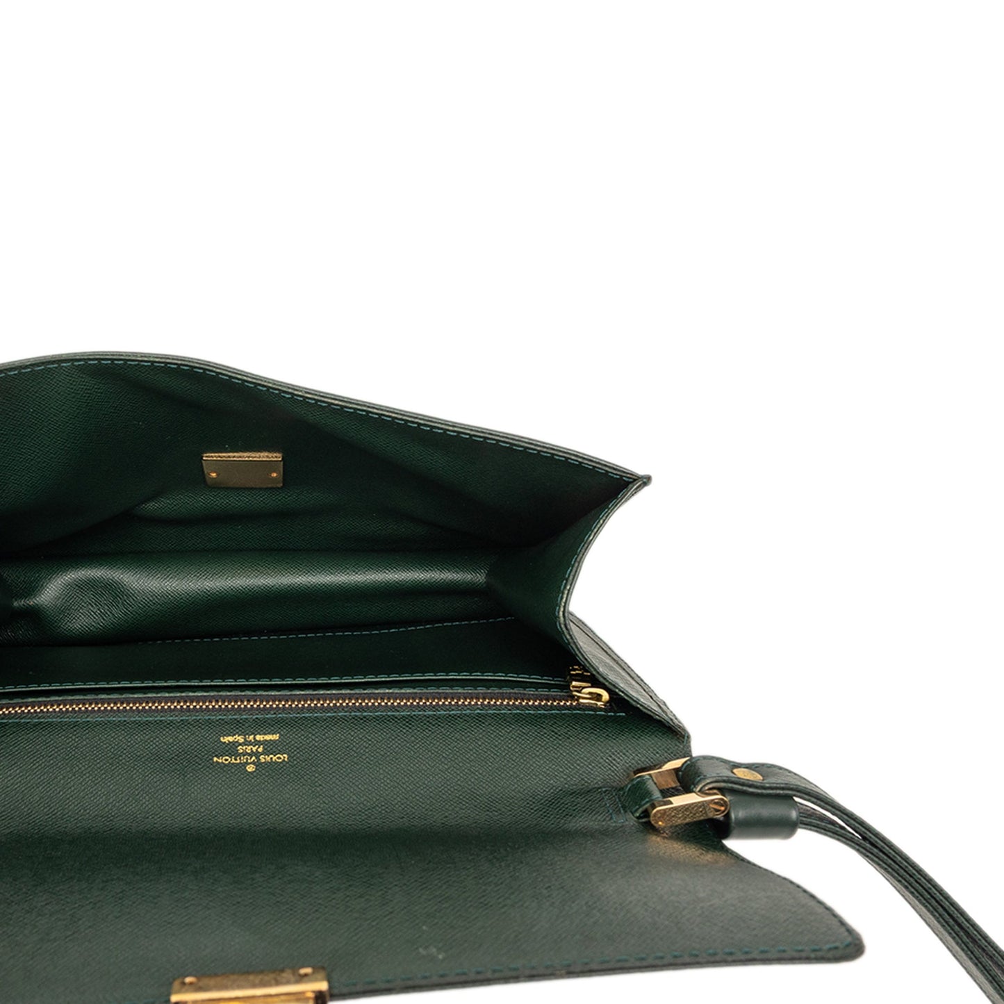 Louis Vuitton Taiga Selenga