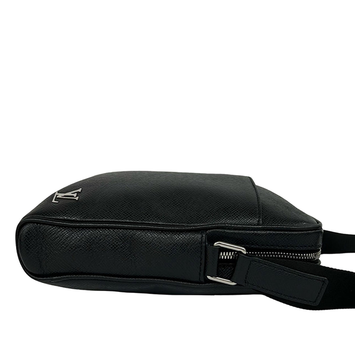 Louis Vuitton Taiga Alex Messenger BB