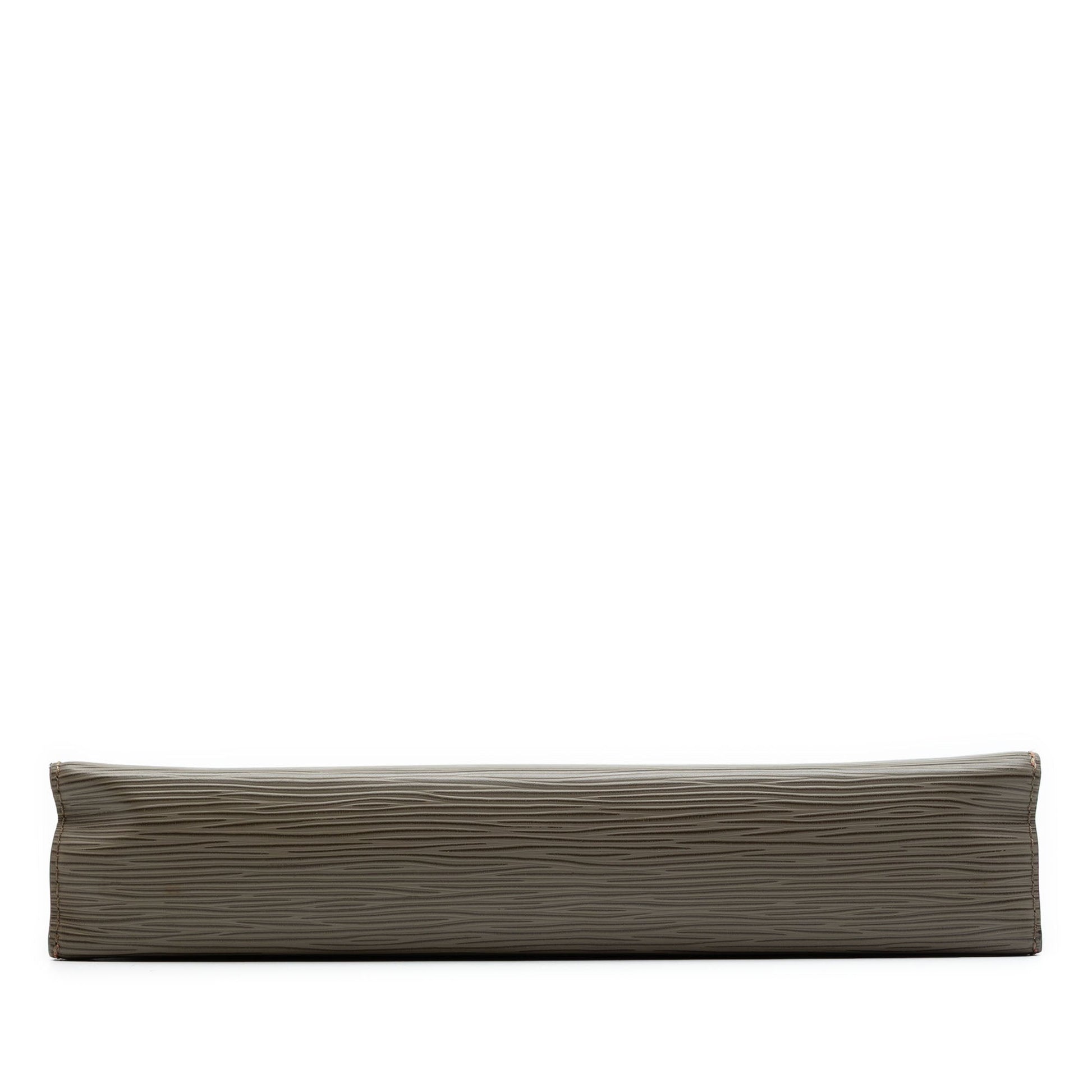 Louis Vuitton Epi Pochette Voyage MM