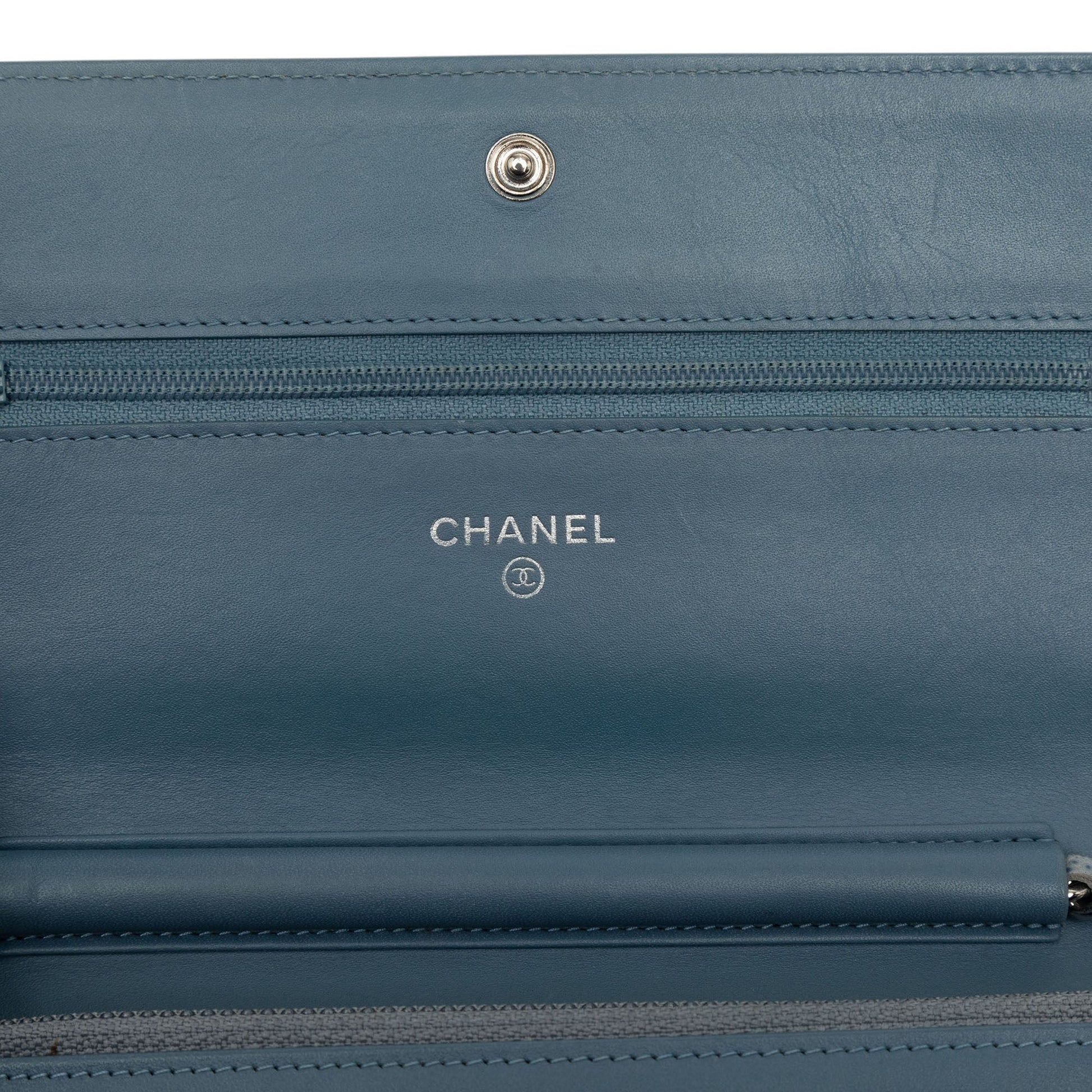 Chanel CC Caviar Wallet On Chain