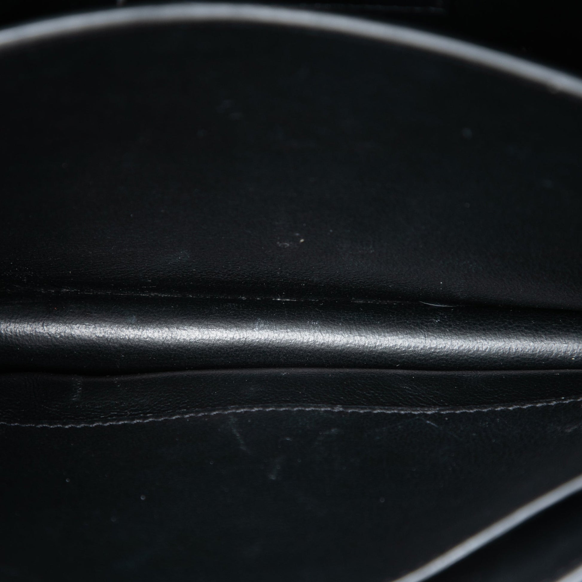 Saint Laurent Smooth Calfskin Monogram Cassandra Clasp Bag