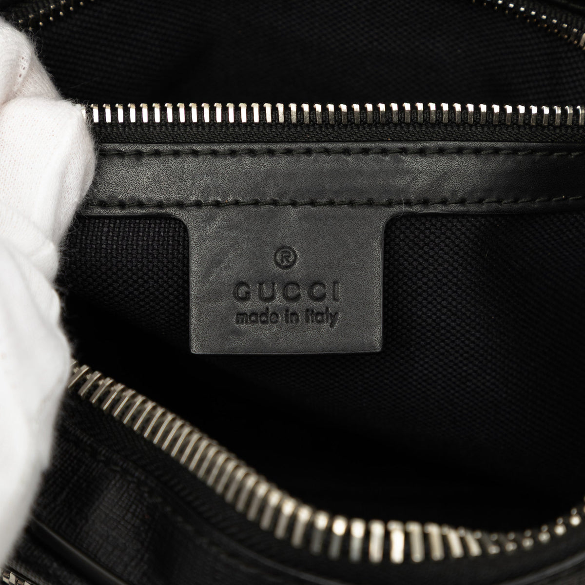 Gucci GG Supreme Web Belt Bag — Black