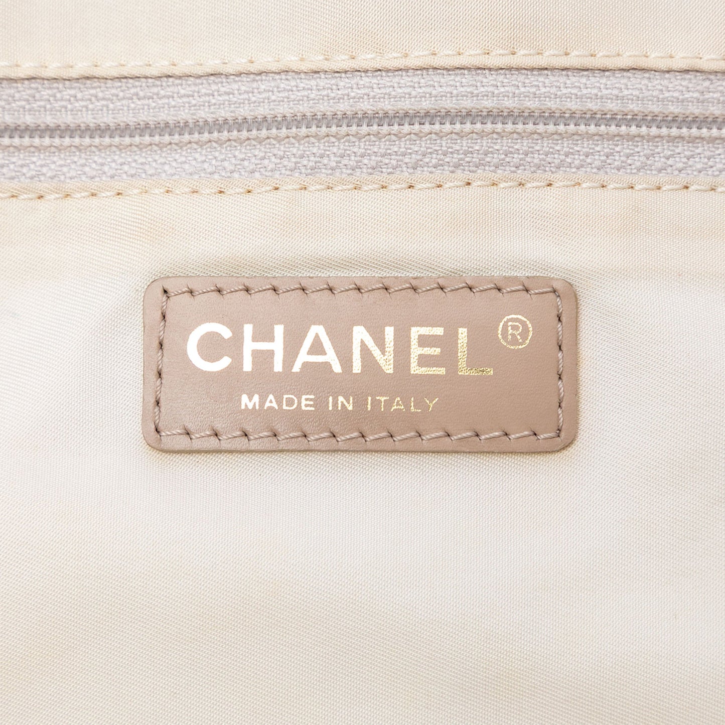 New Travel Line Nylon Tote