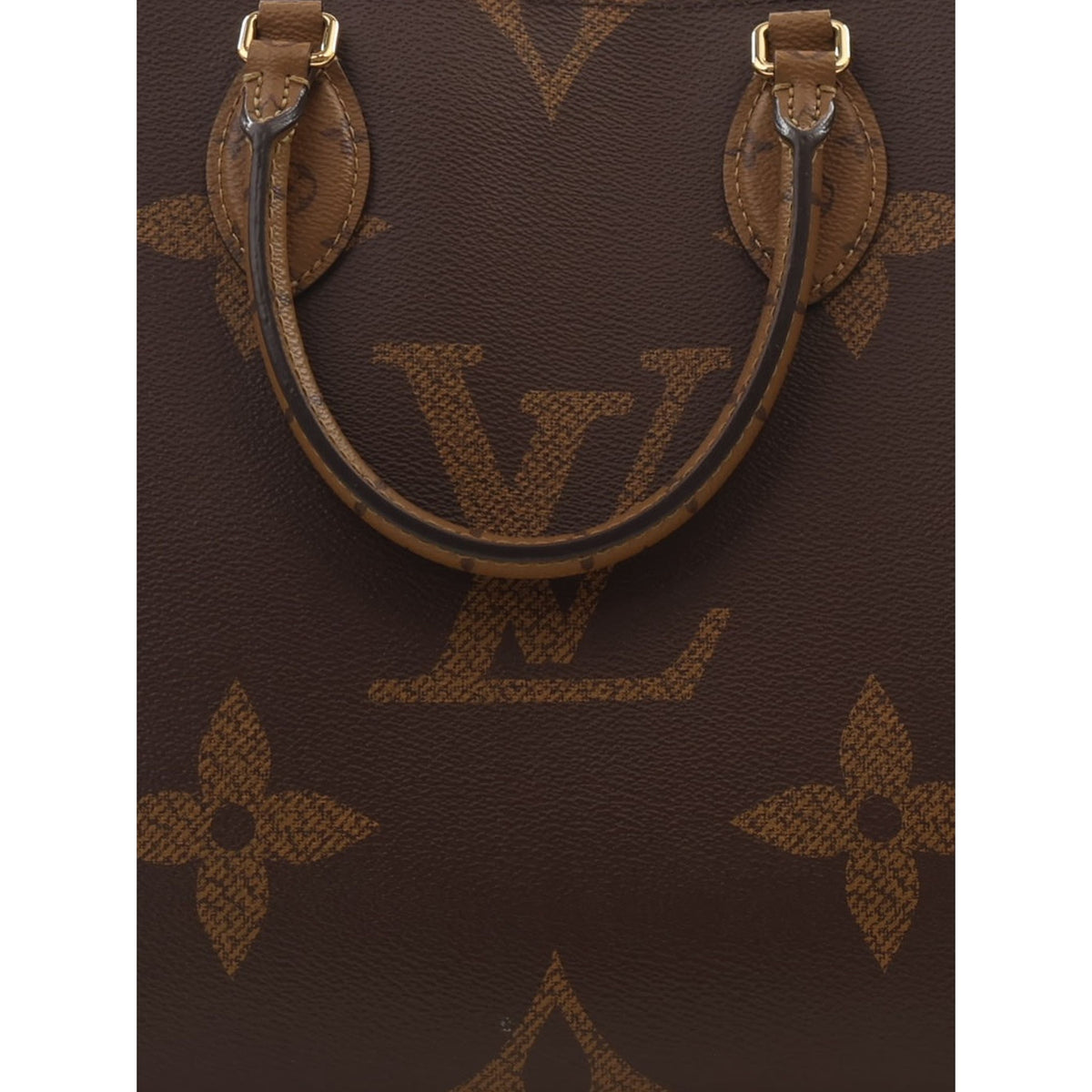 Louis Vuitton Monogram Reverse Giant OnTheGo MM — Brown