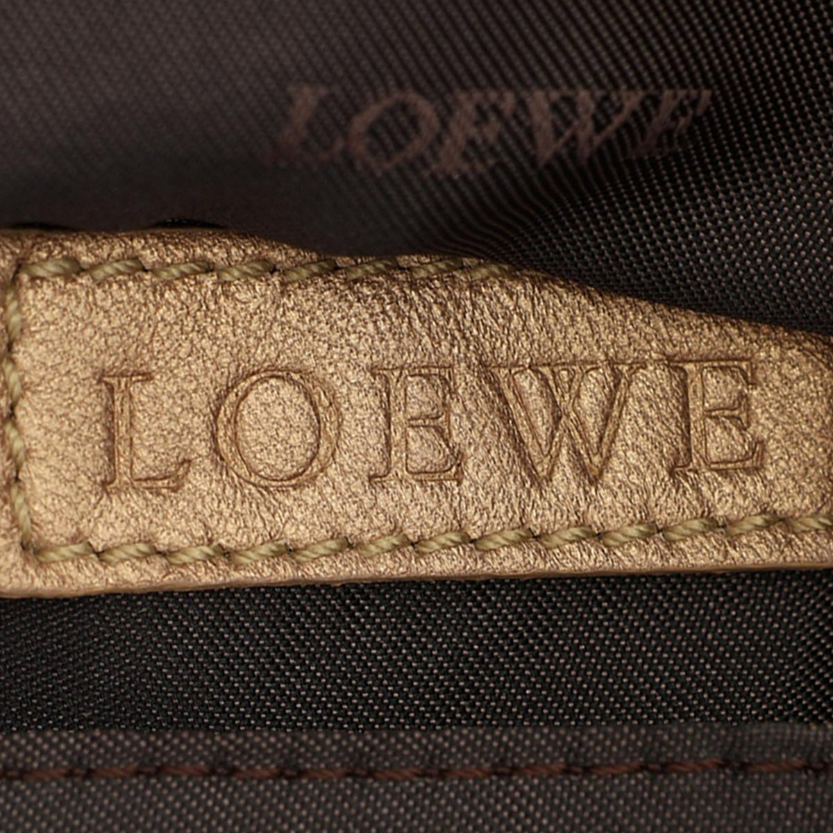 LOEWE Metallic Nappa Aire — Gold