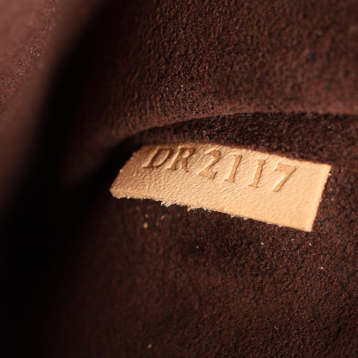 Louis Vuitton Monogram Pochette Metis — Brown