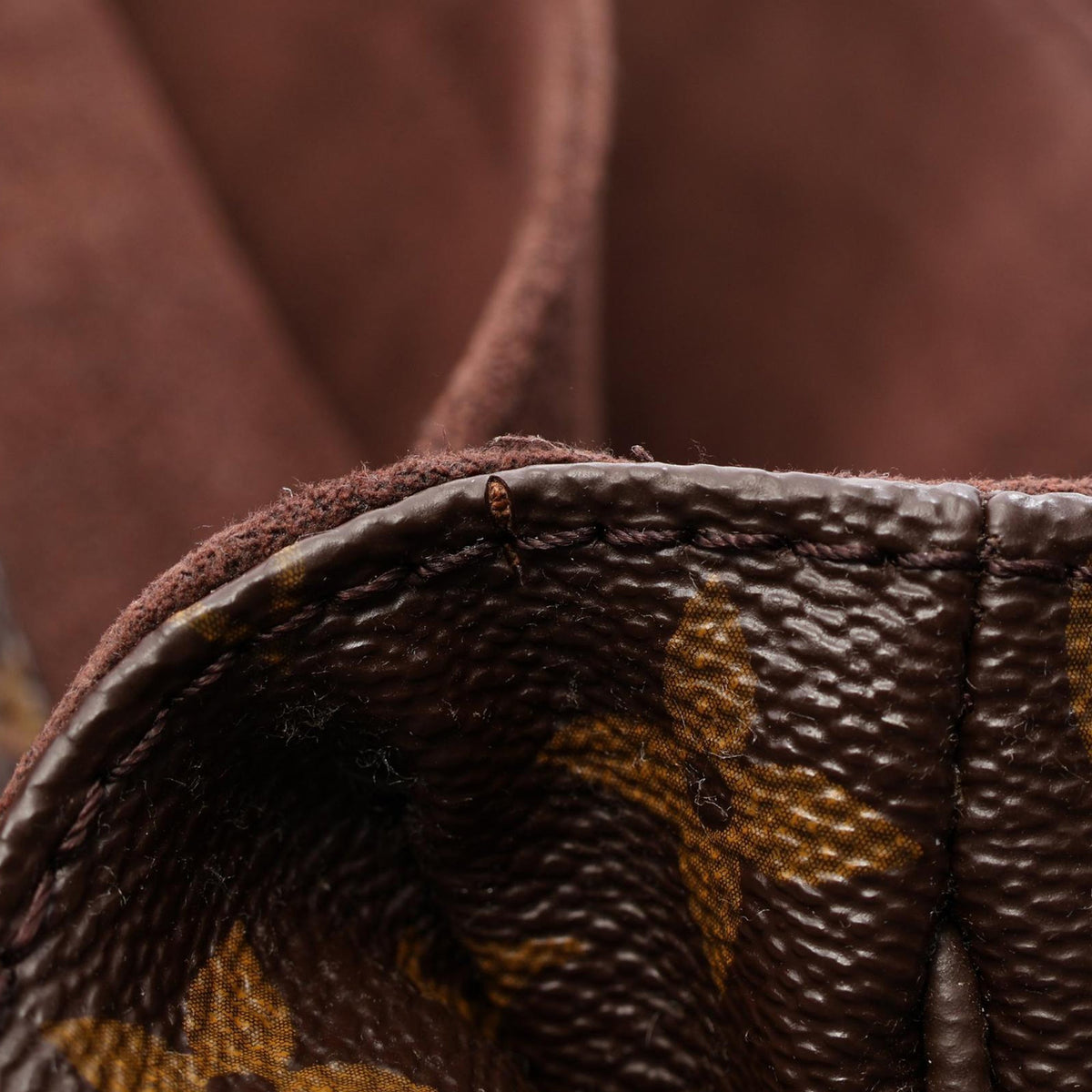 Louis Vuitton Monogram Pochette Metis — Brown