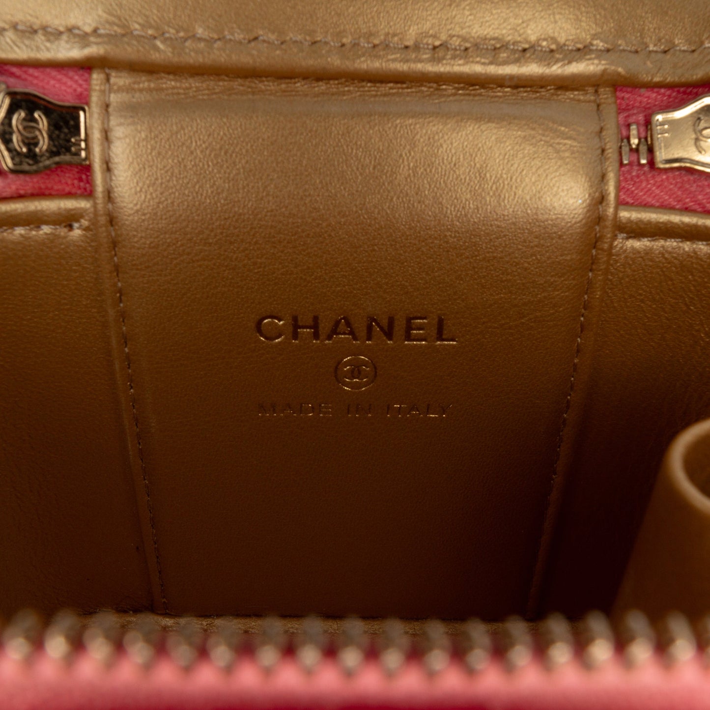 Chanel Mini Quilted Lambskin Pearl Crush Vanity Case With Chain
