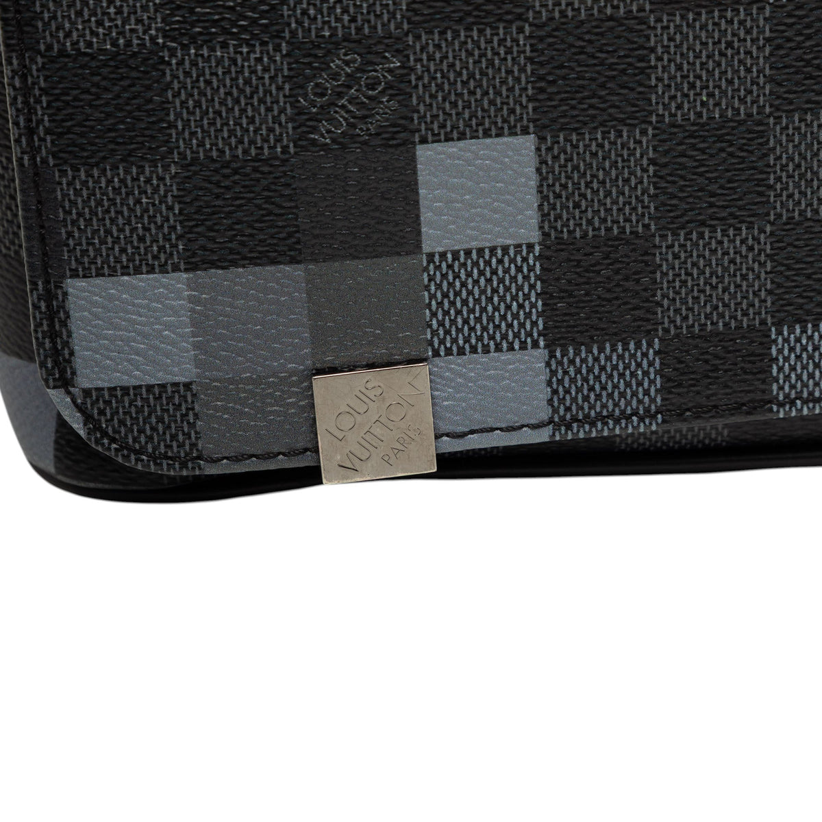 Louis Vuitton Damier Graphite Pixel District PM