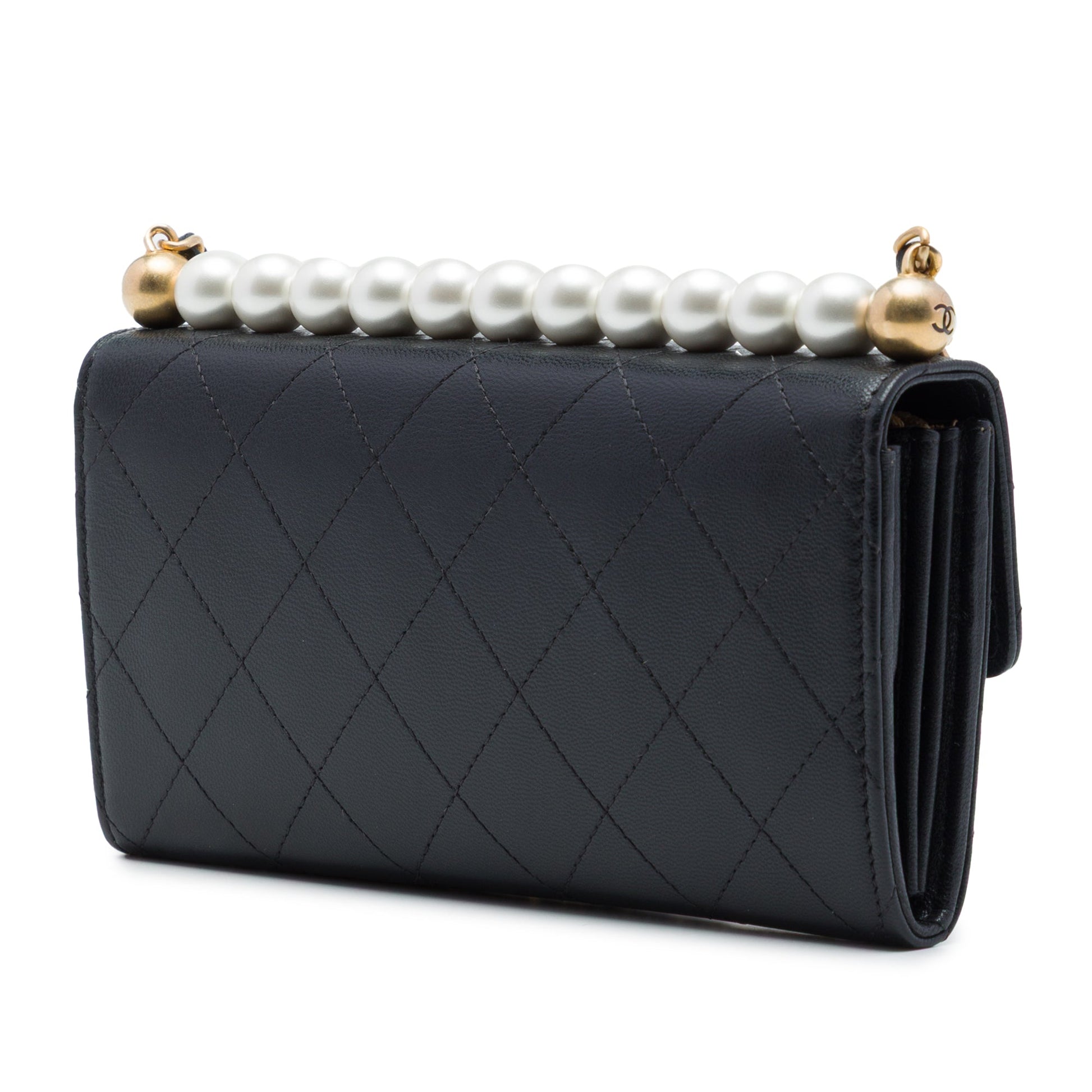 Chanel Quilted Goatskin Chic Pearls Clutch with Chain