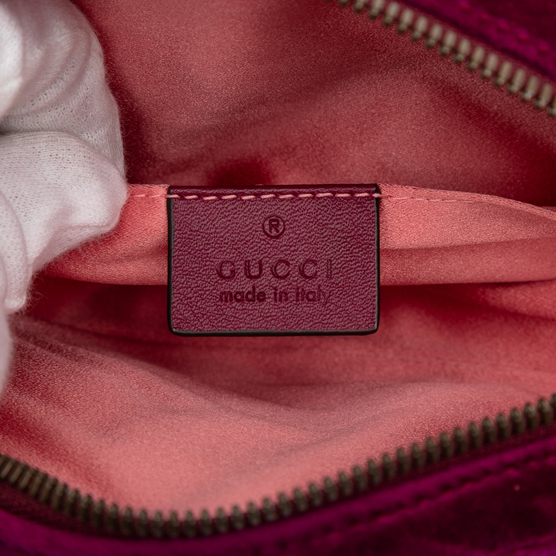 Gucci GG Marmont Matelasse Velvet Belt Bag