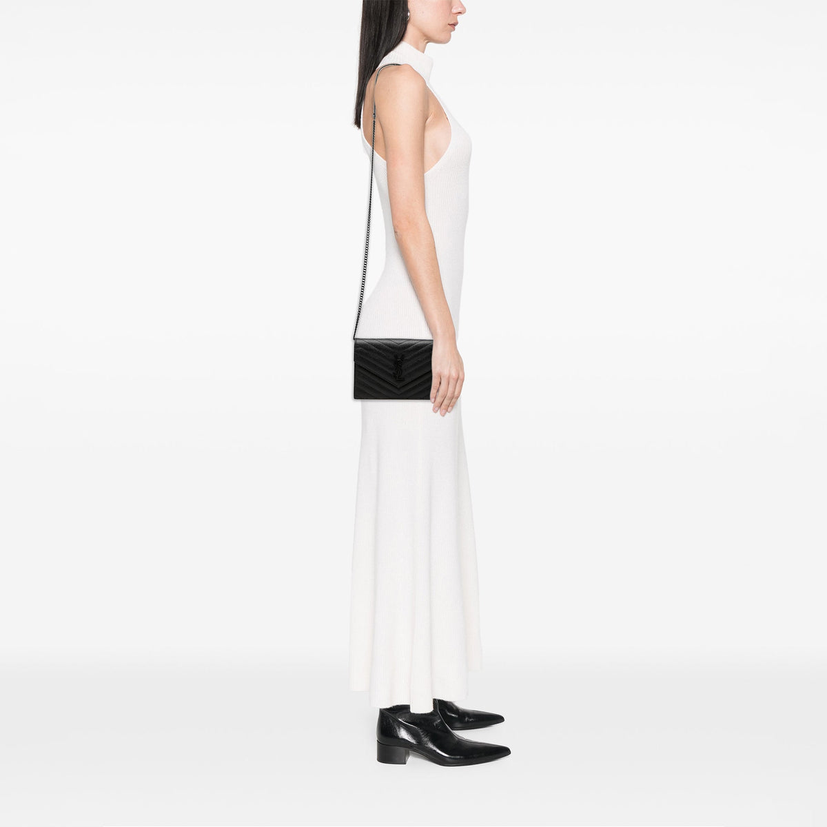 Saint Laurent Grain De Poudre Cassandre Monochrome Envelope Chain Wallet