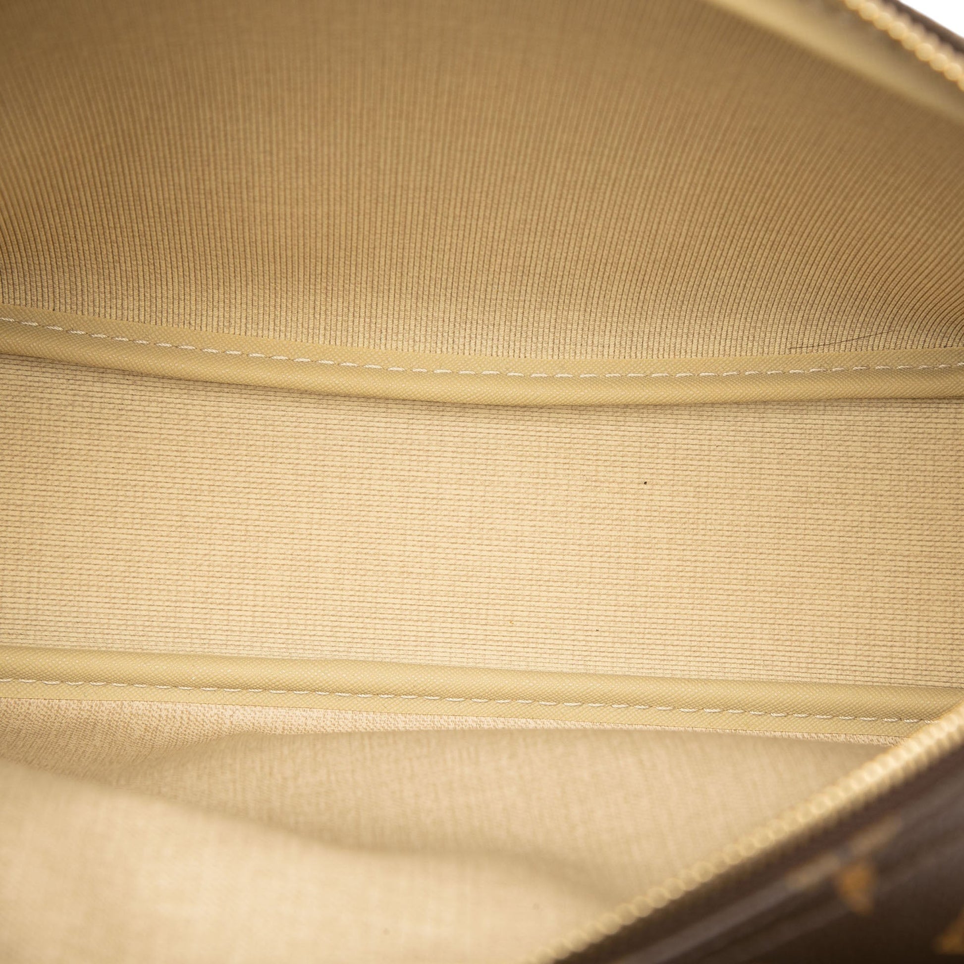 Louis Vuitton Monogram Reporter PM