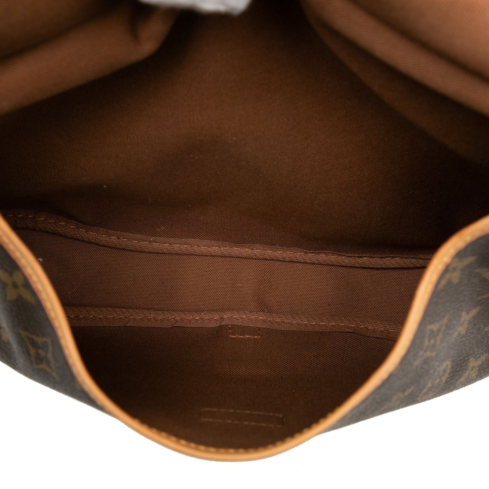 Louis Vuitton Monogram Saumur 30