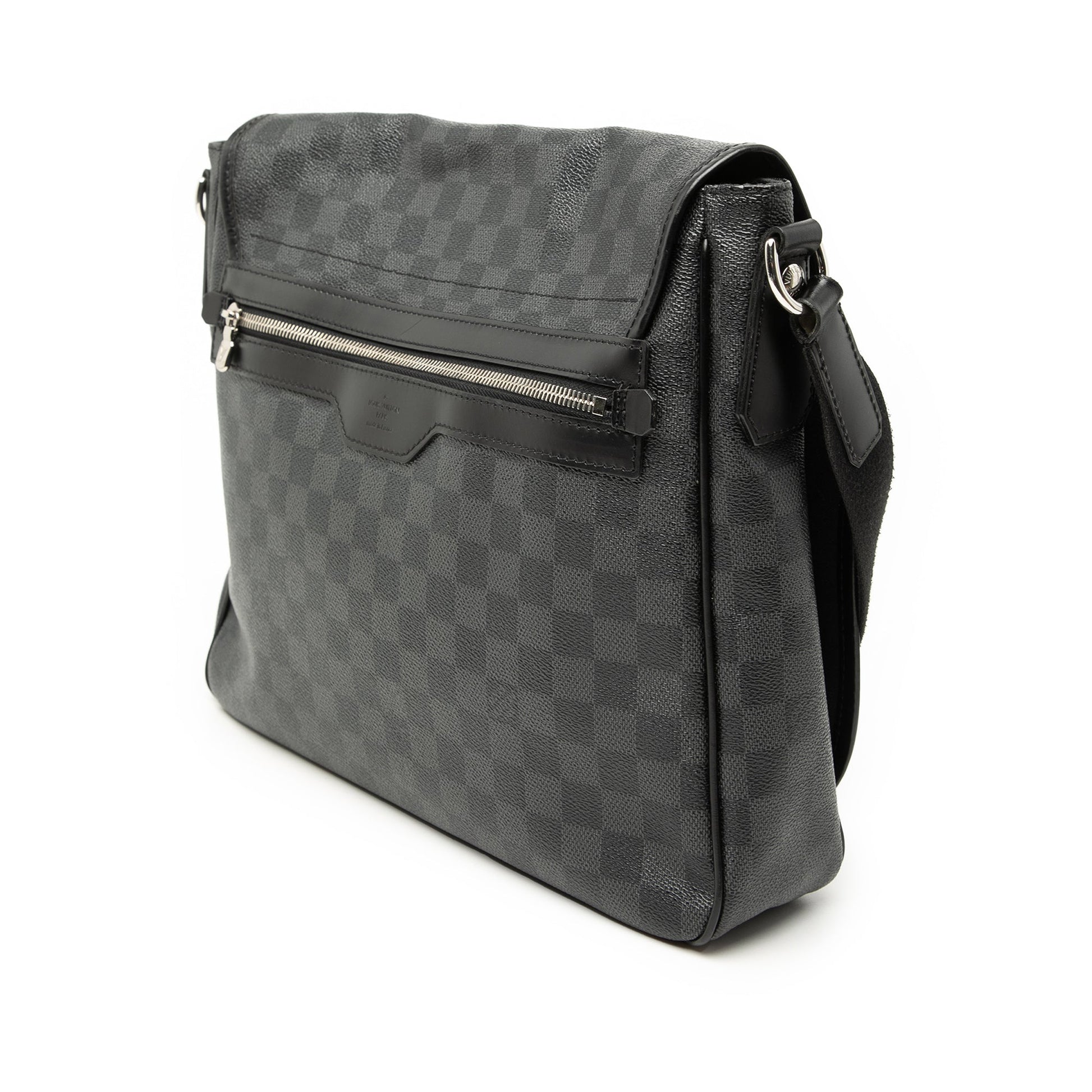 Louis Vuitton Damier Graphite Daniel MM