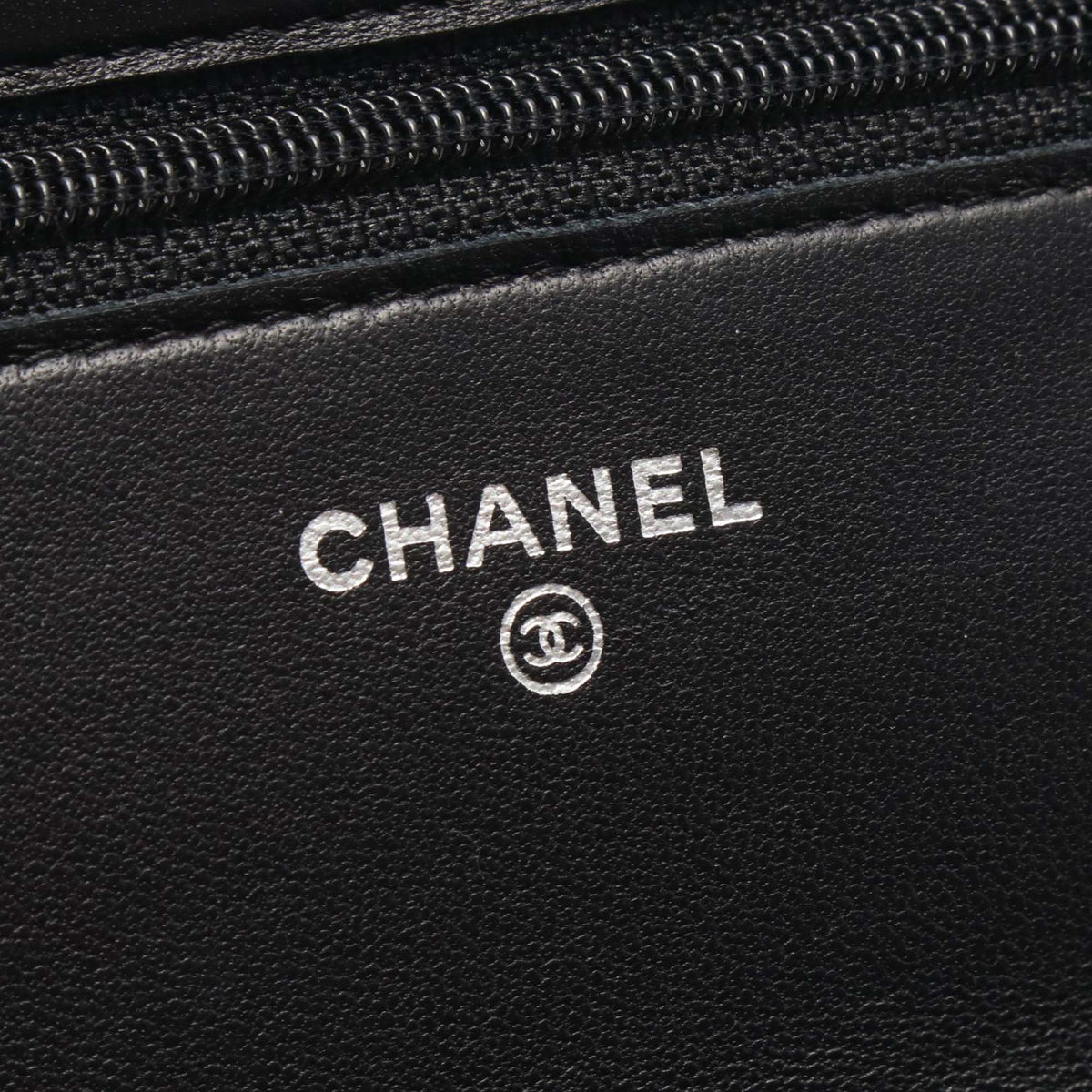 Chanel CC Quilted Lambskin Wallet On Chain — Black