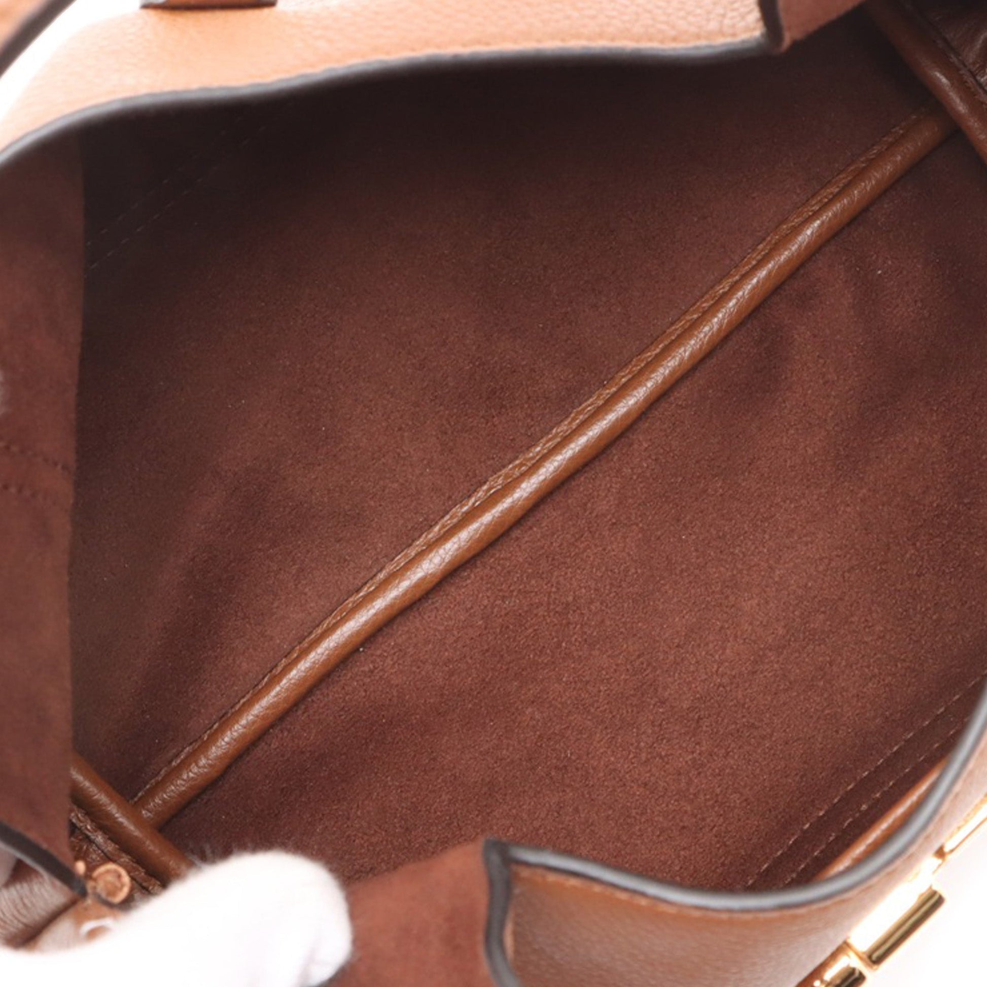 Gucci Maxi Grained Calfskin Softbit Hobo