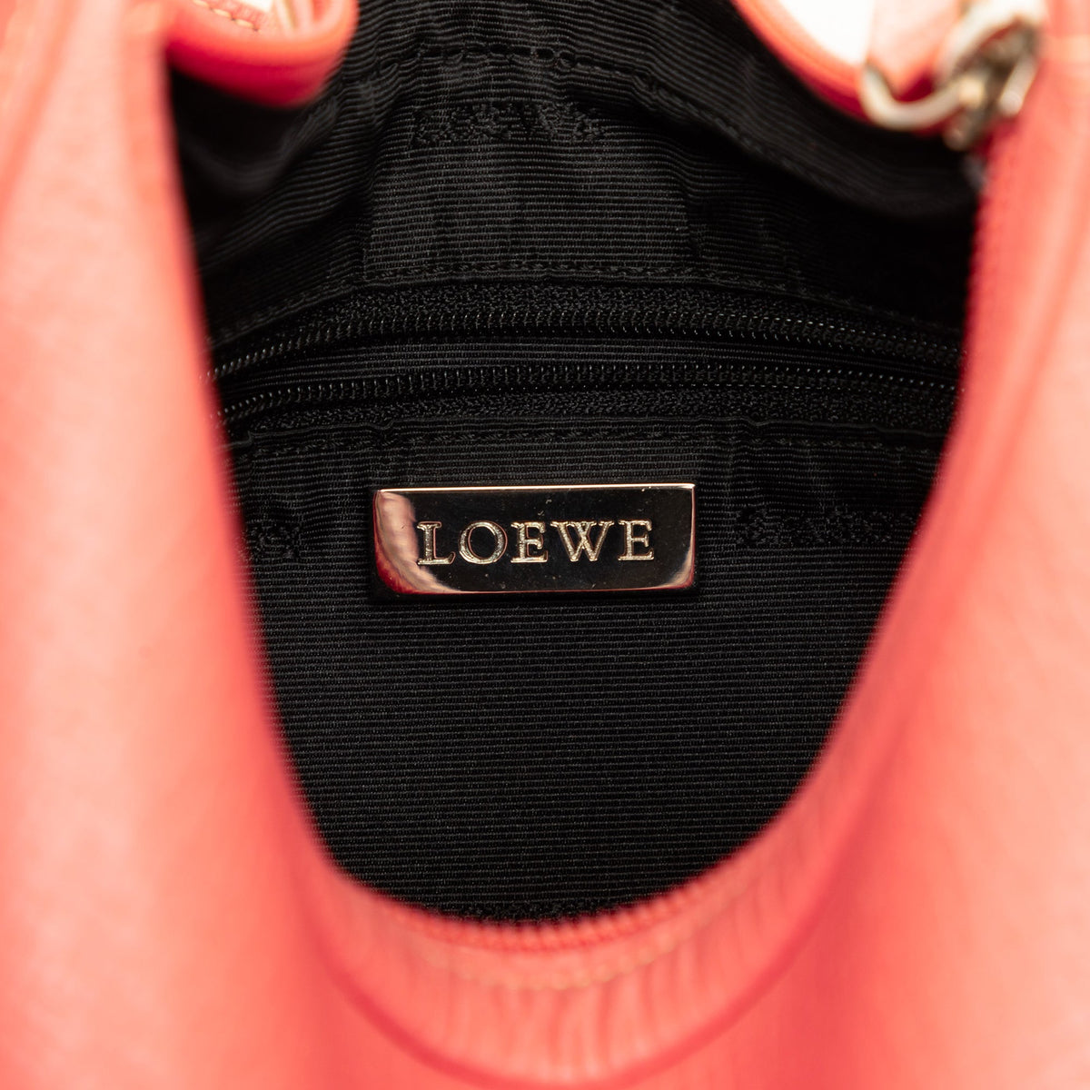 LOEWE Embossed Leather Logo Hobo — Pink