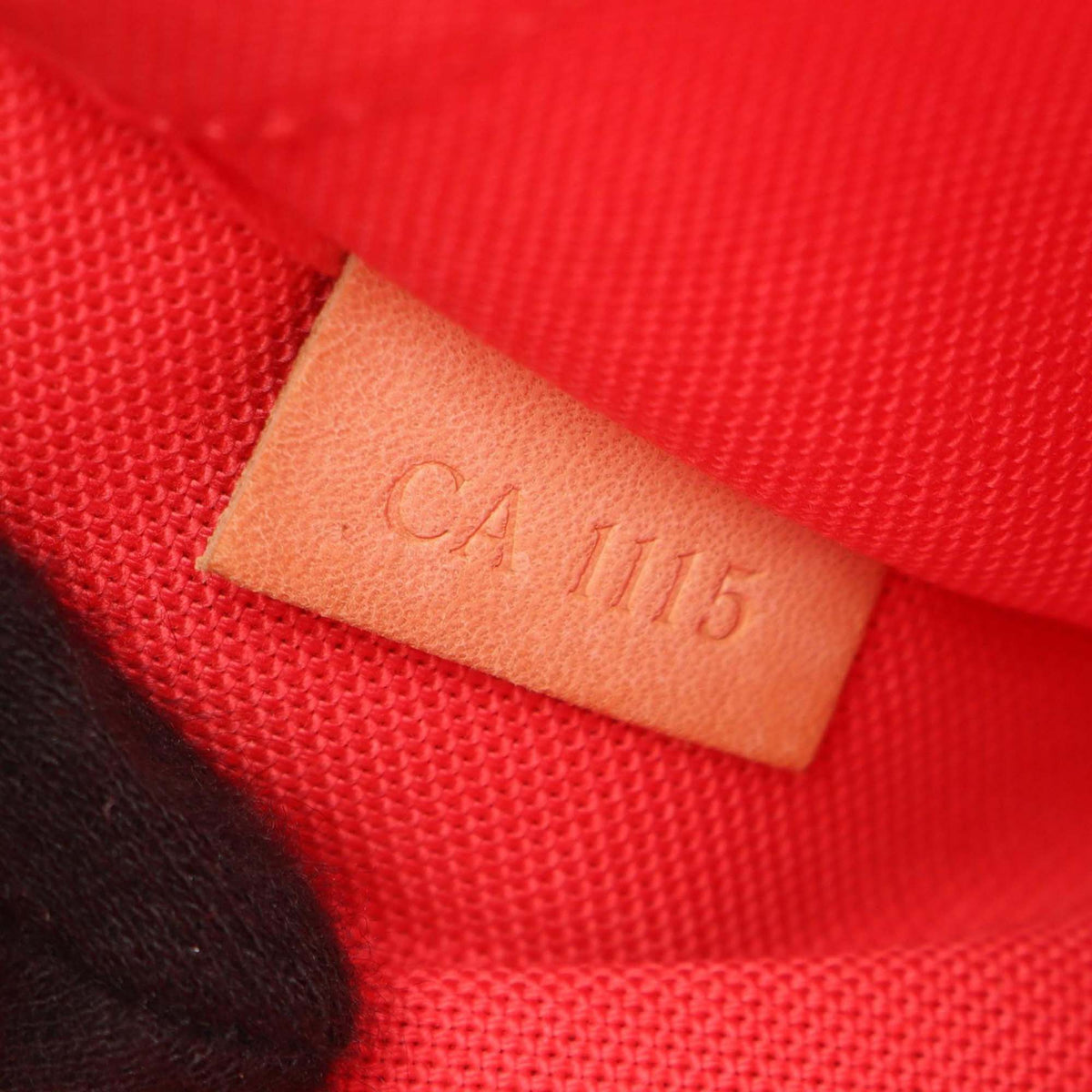 Louis Vuitton Monogram V Pochette Accessoires