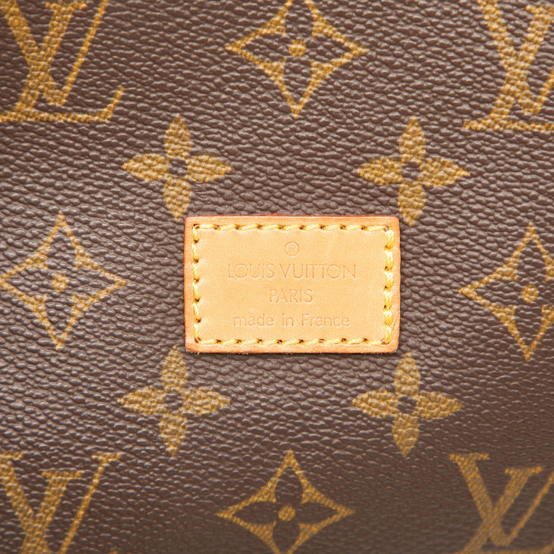 Louis Vuitton Monogram Saumur 25