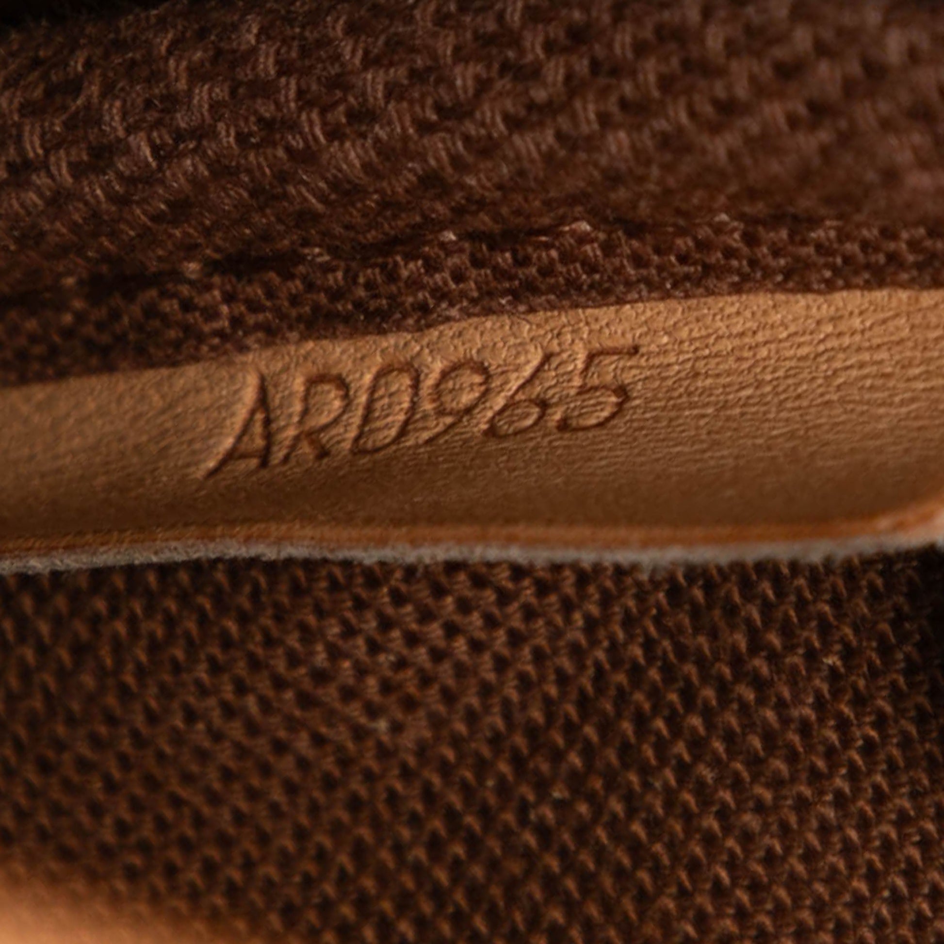 Louis Vuitton Monogram Saumur 25
