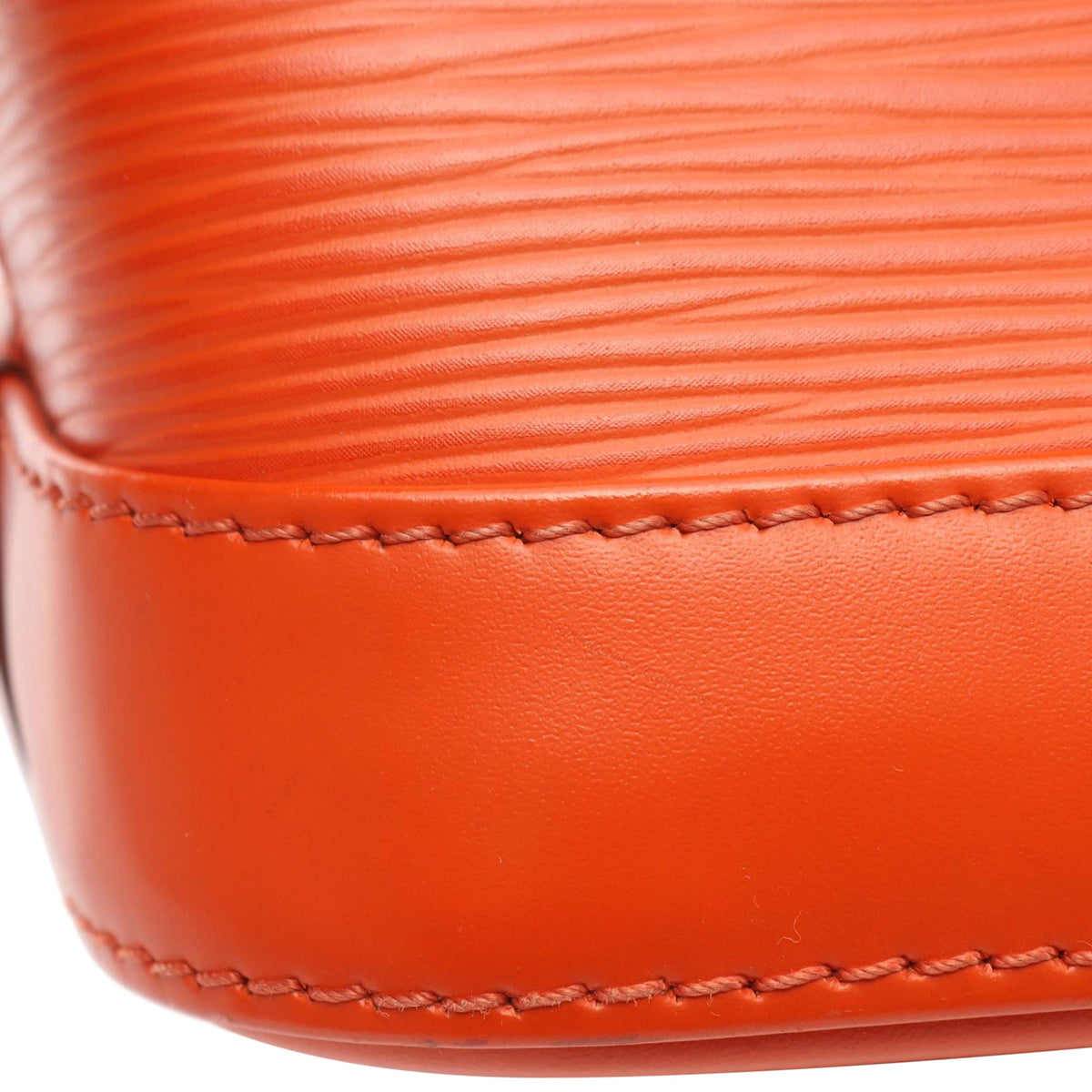 Louis Vuitton Epi Alma BB