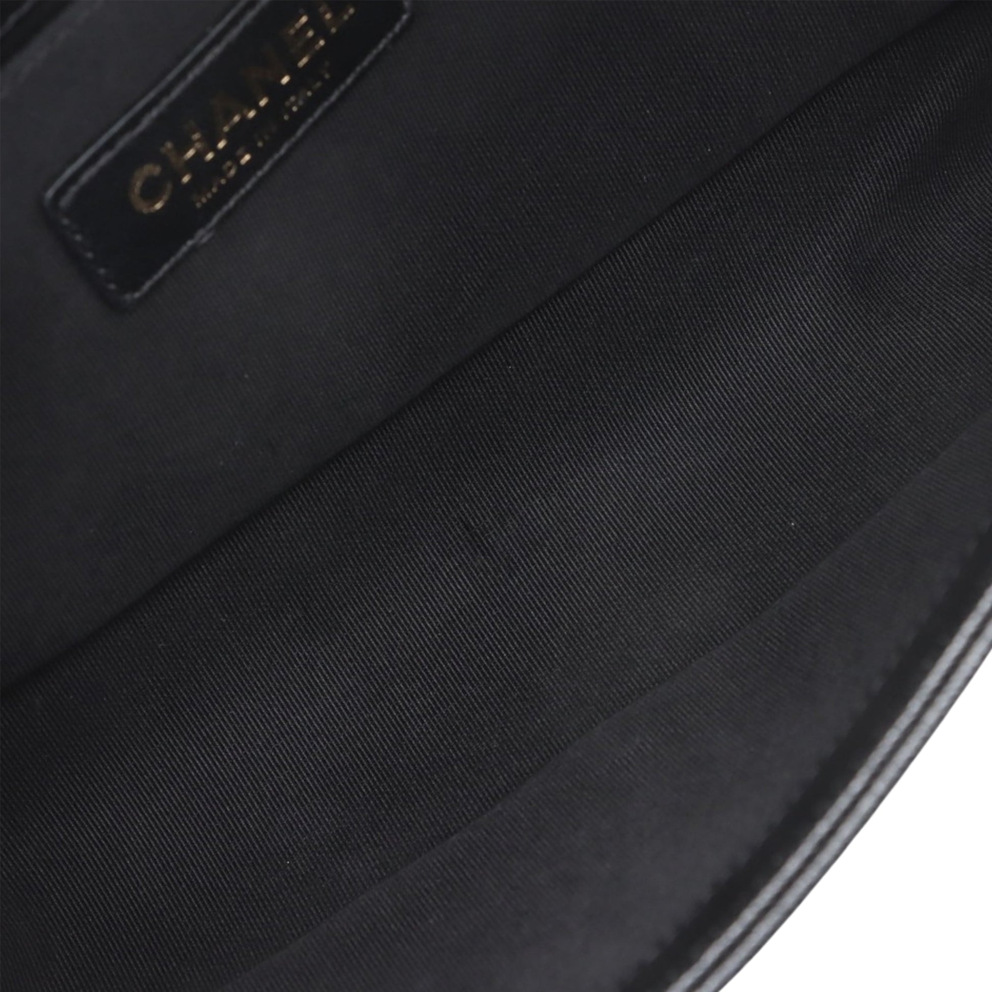 Chanel Old Medium Quilted Caviar Boy Flap
