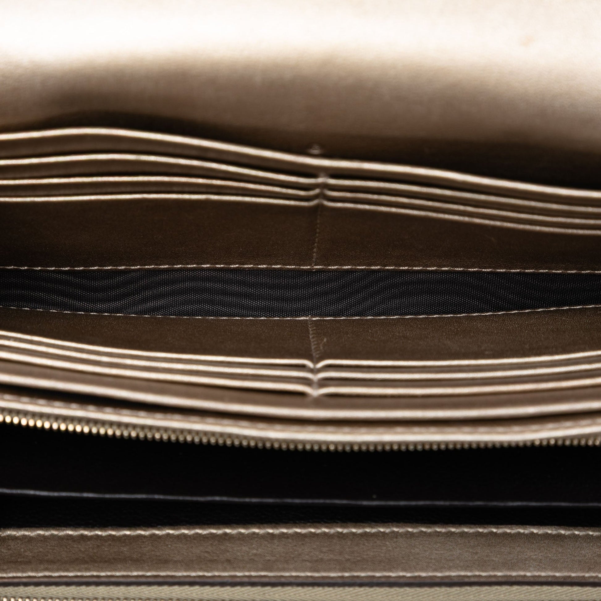 Metallic Microguccissima Dice Wallet On Chain