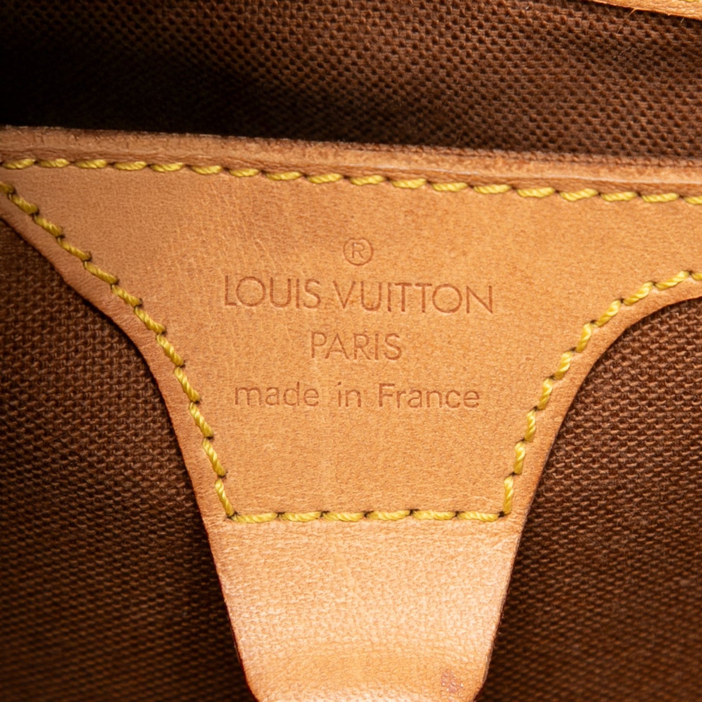 Louis Vuitton Monogram Ellipse MM