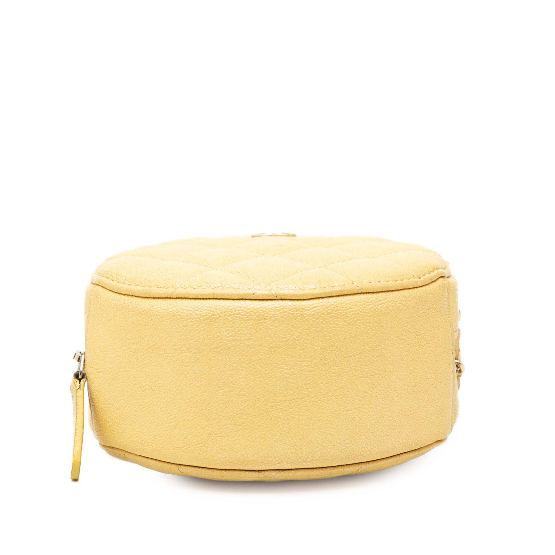 Chanel CC Quilted Caviar Round Clutch With Chain