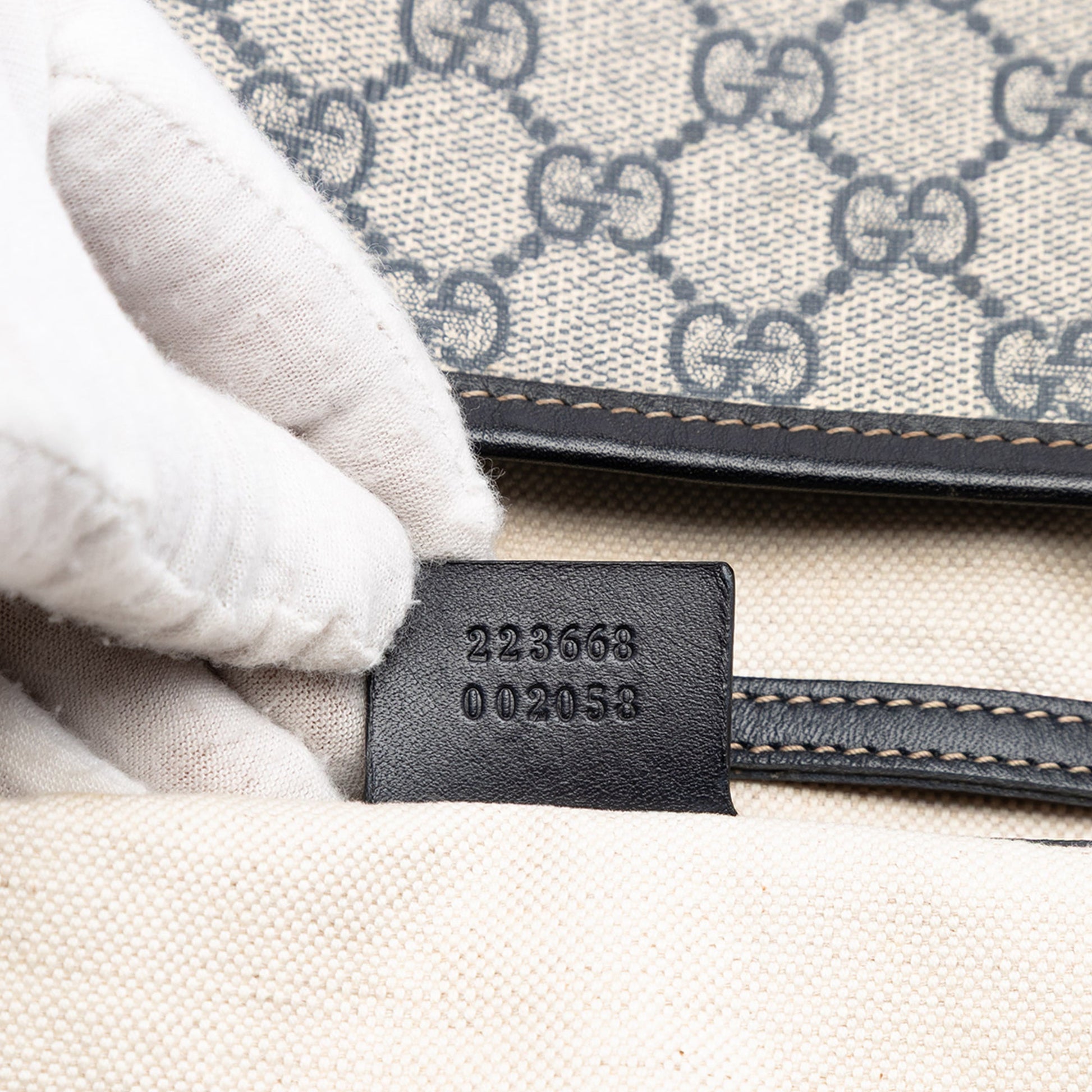 Gucci GG Supreme Joy Vertical Tote