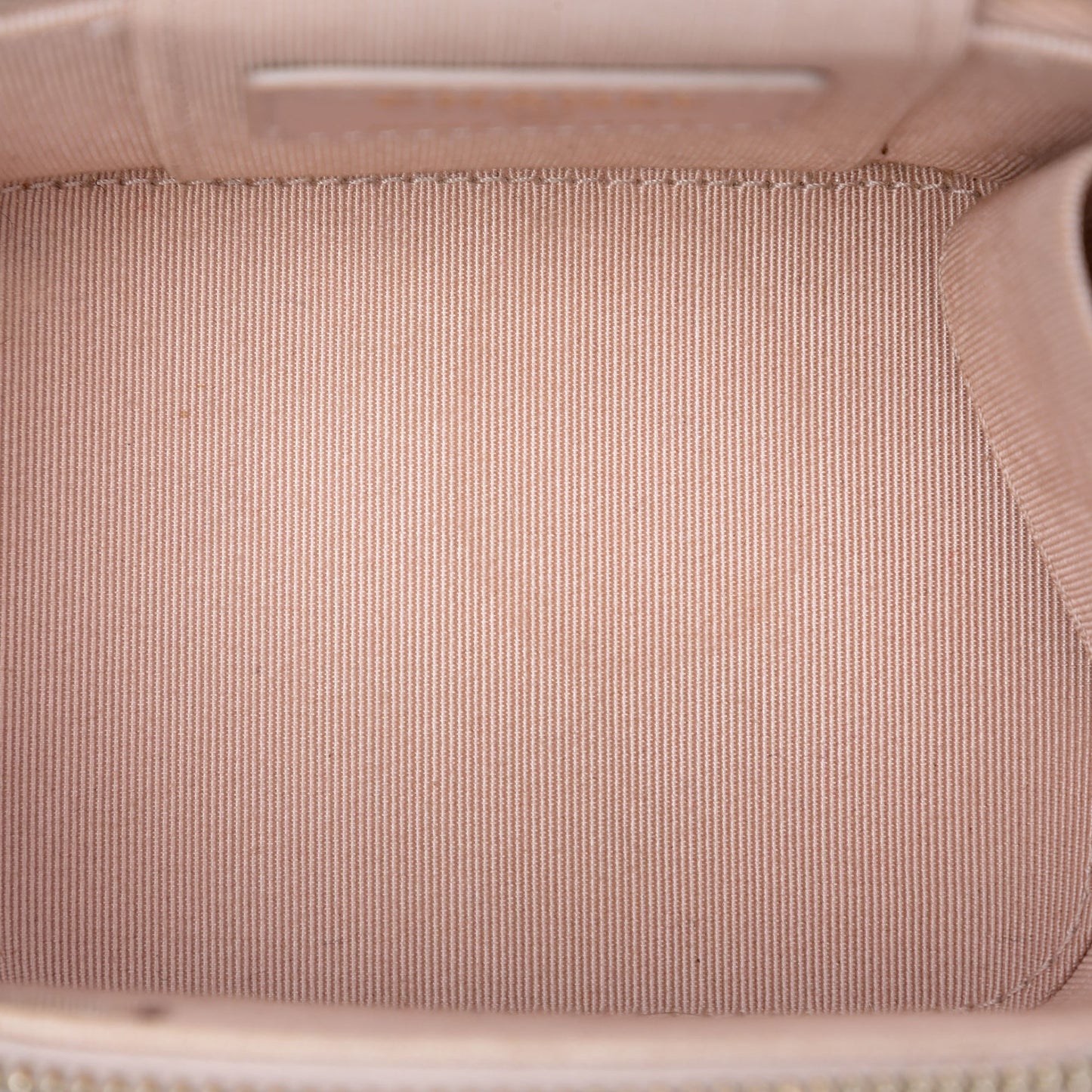Mini CC Quilted Caviar Vanity Case with Chain