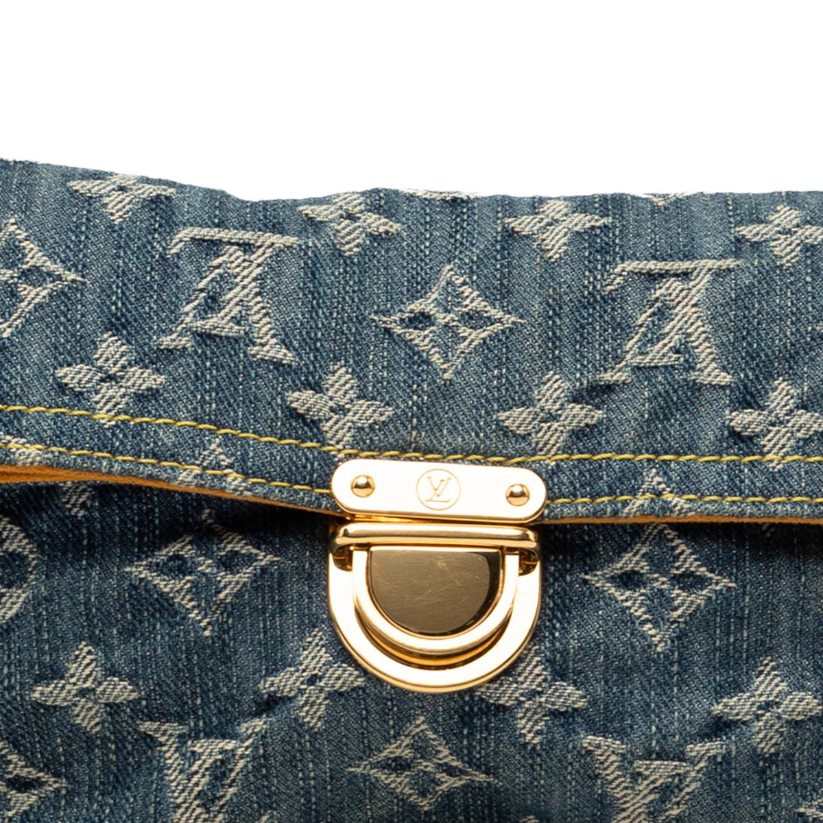 Louis Vuitton Monogram Denim Pochette Plate