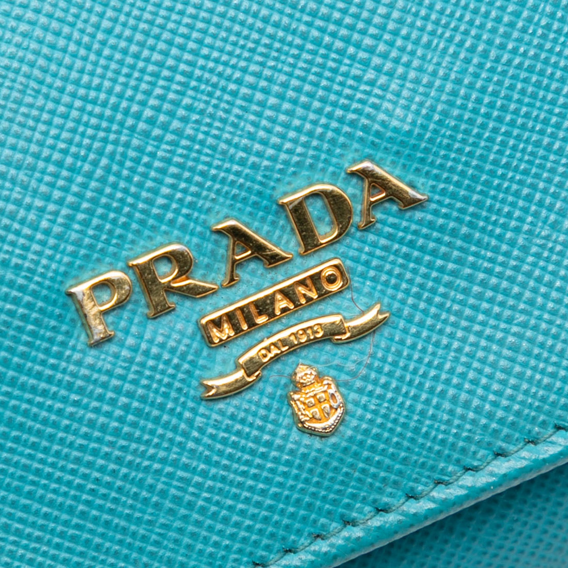 Saffiano Wallet On Chain