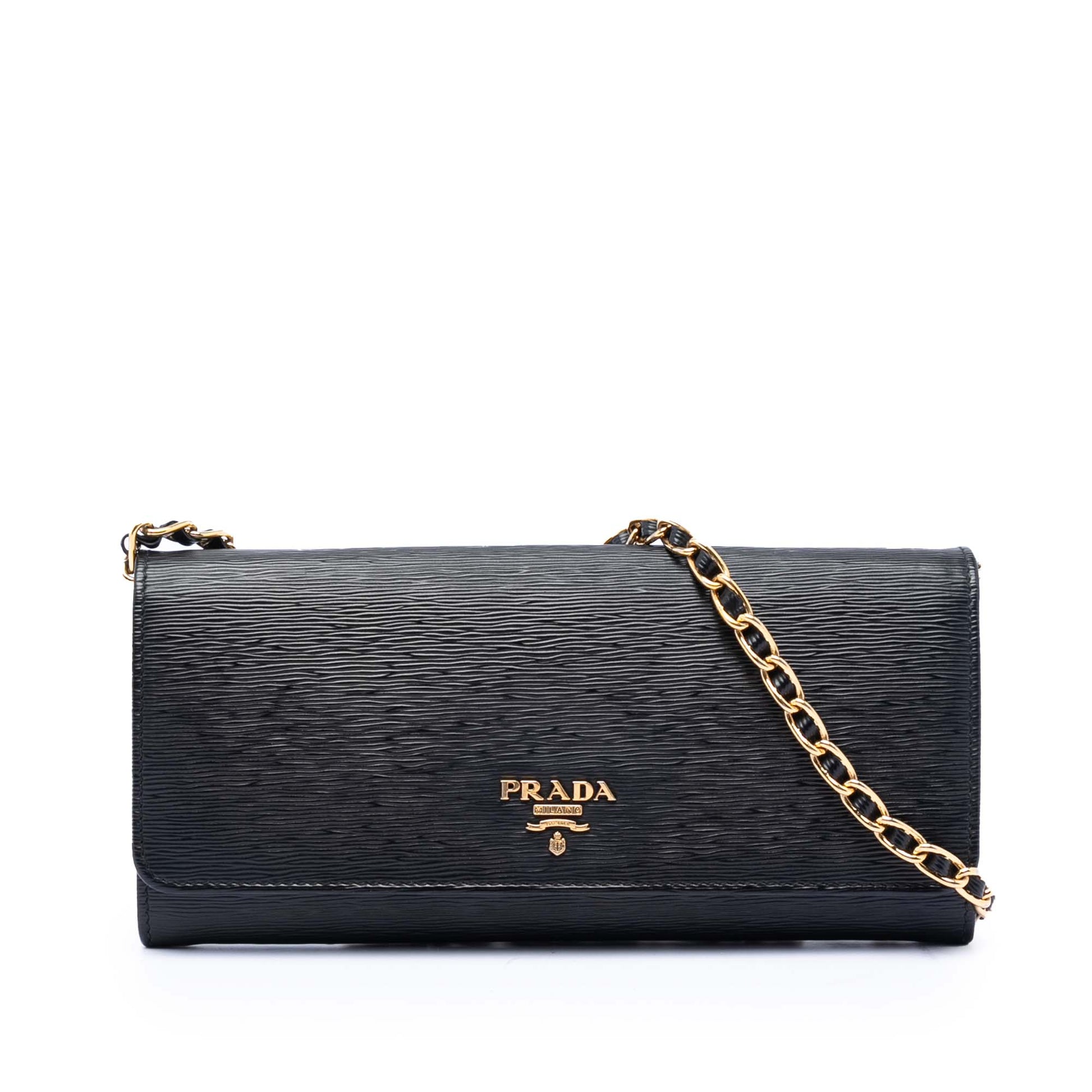 Prada Vitello Move Wallet On Chain