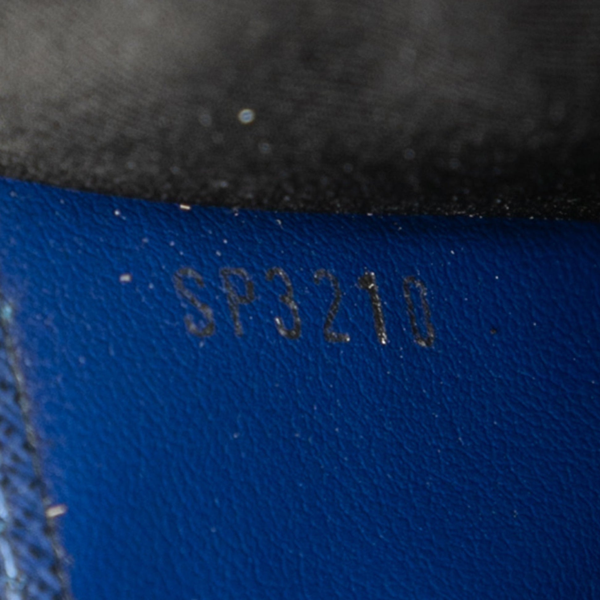 Louis Vuitton Monogram Taigarama Pochette Discovery PM